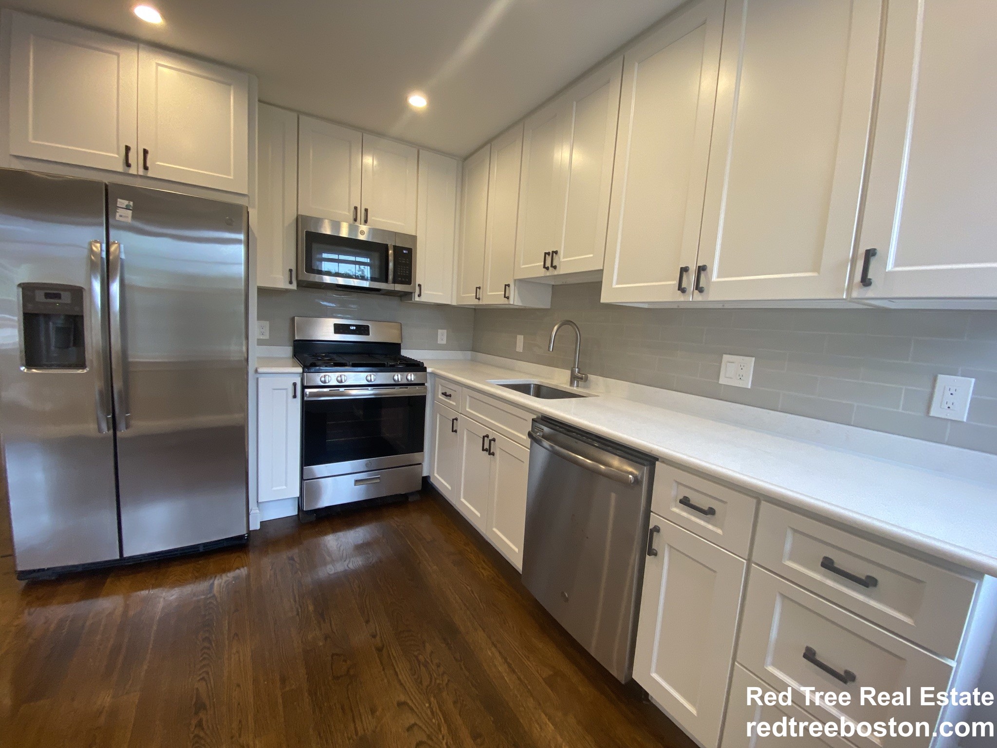 5 bed, 1.5 bath apartment for rent at 490 Washington St Unit 3, Brighton — photo 1 of 34