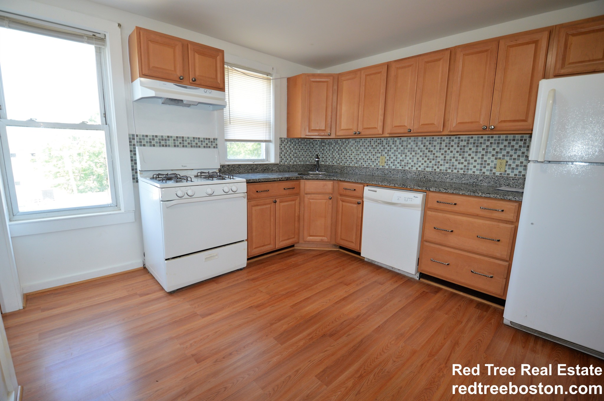3 bed, 2 bath apartment for rent at 803 Boylston St Unit 3, Chestnut Hill — photo 1 of 12
