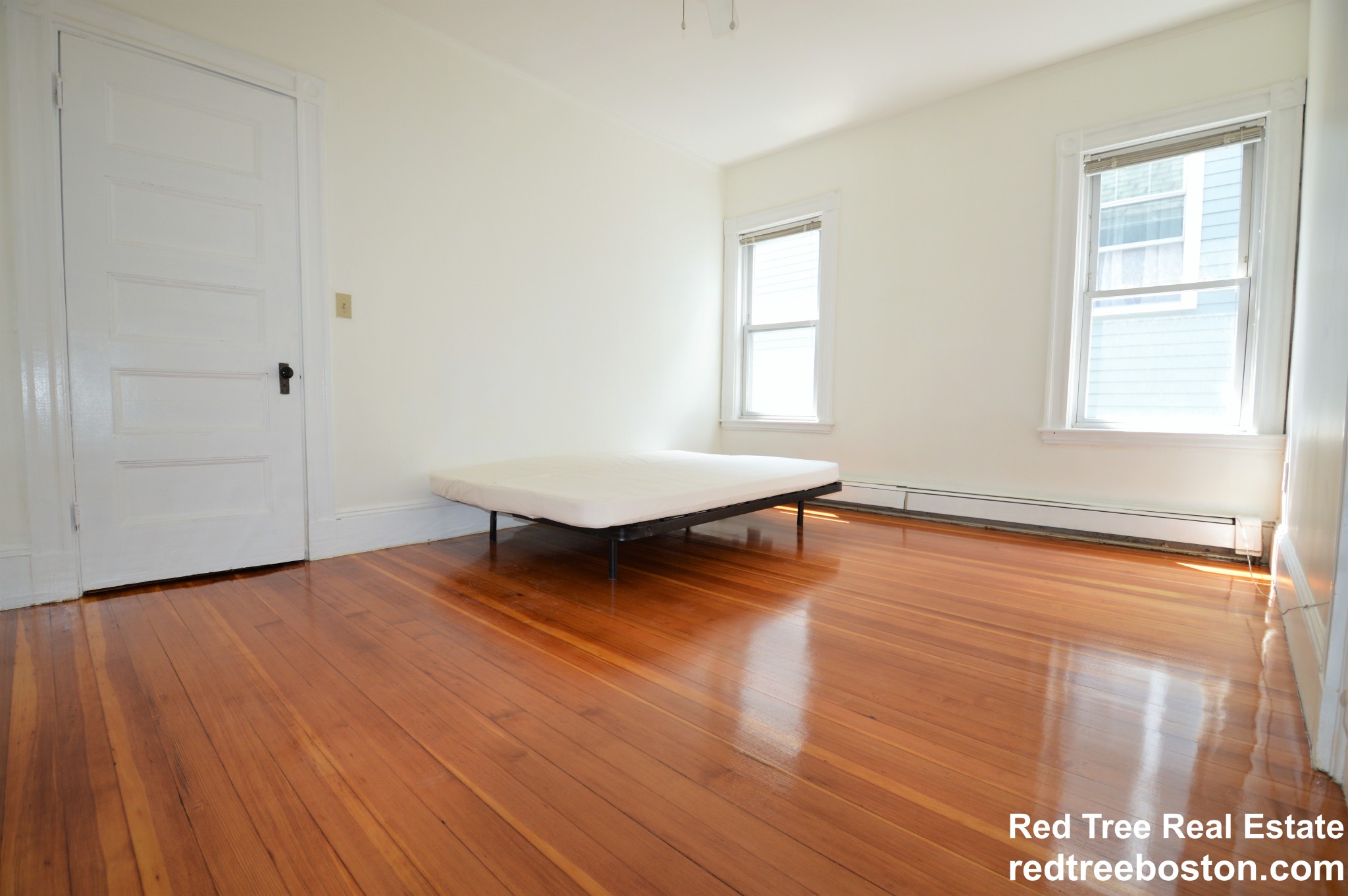 3 bed, 2 bath apartment for rent at 803 Boylston St Unit 3, Chestnut Hill — photo 6 of 12