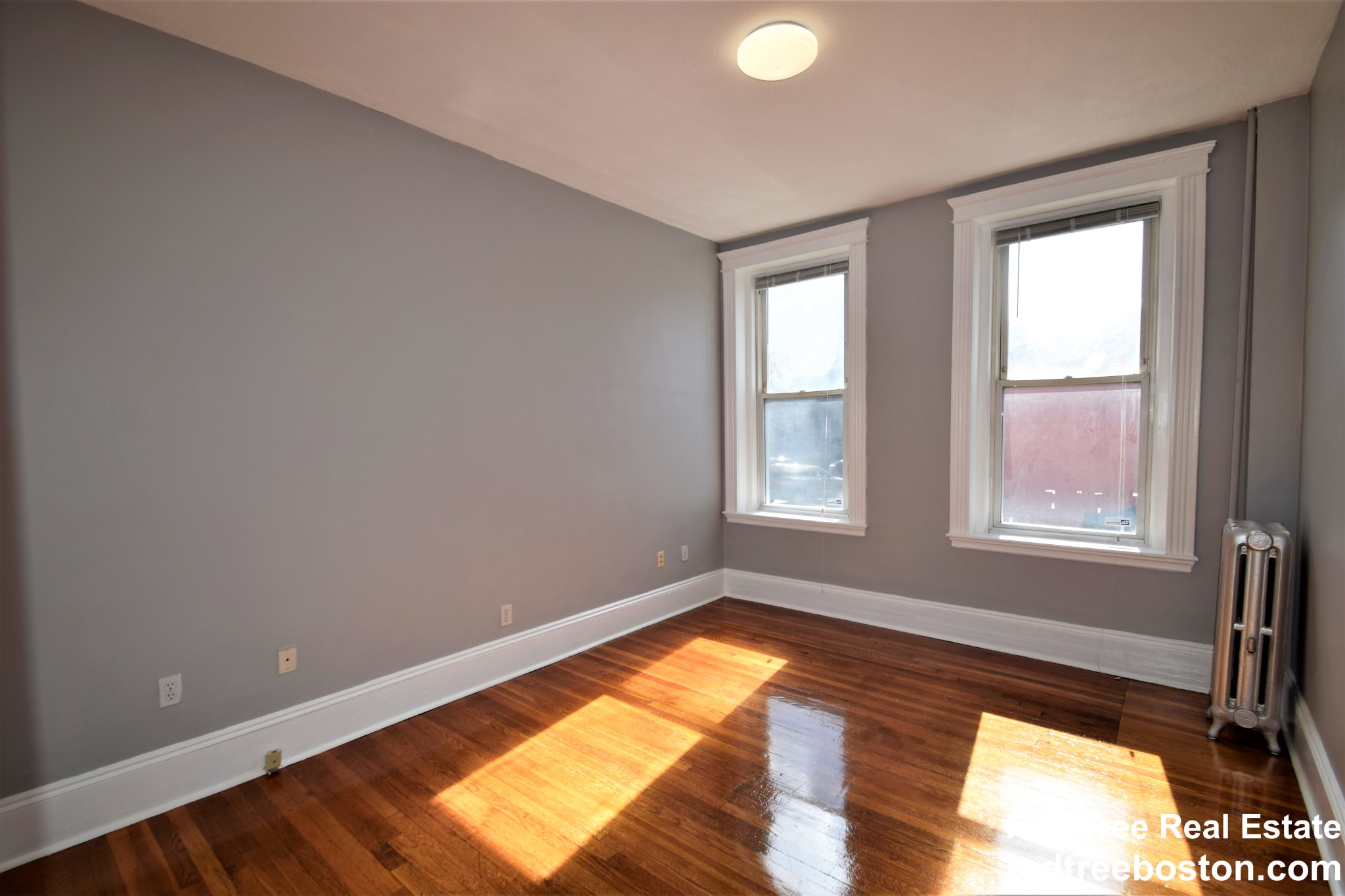 83 Glenville Ave, Brighton