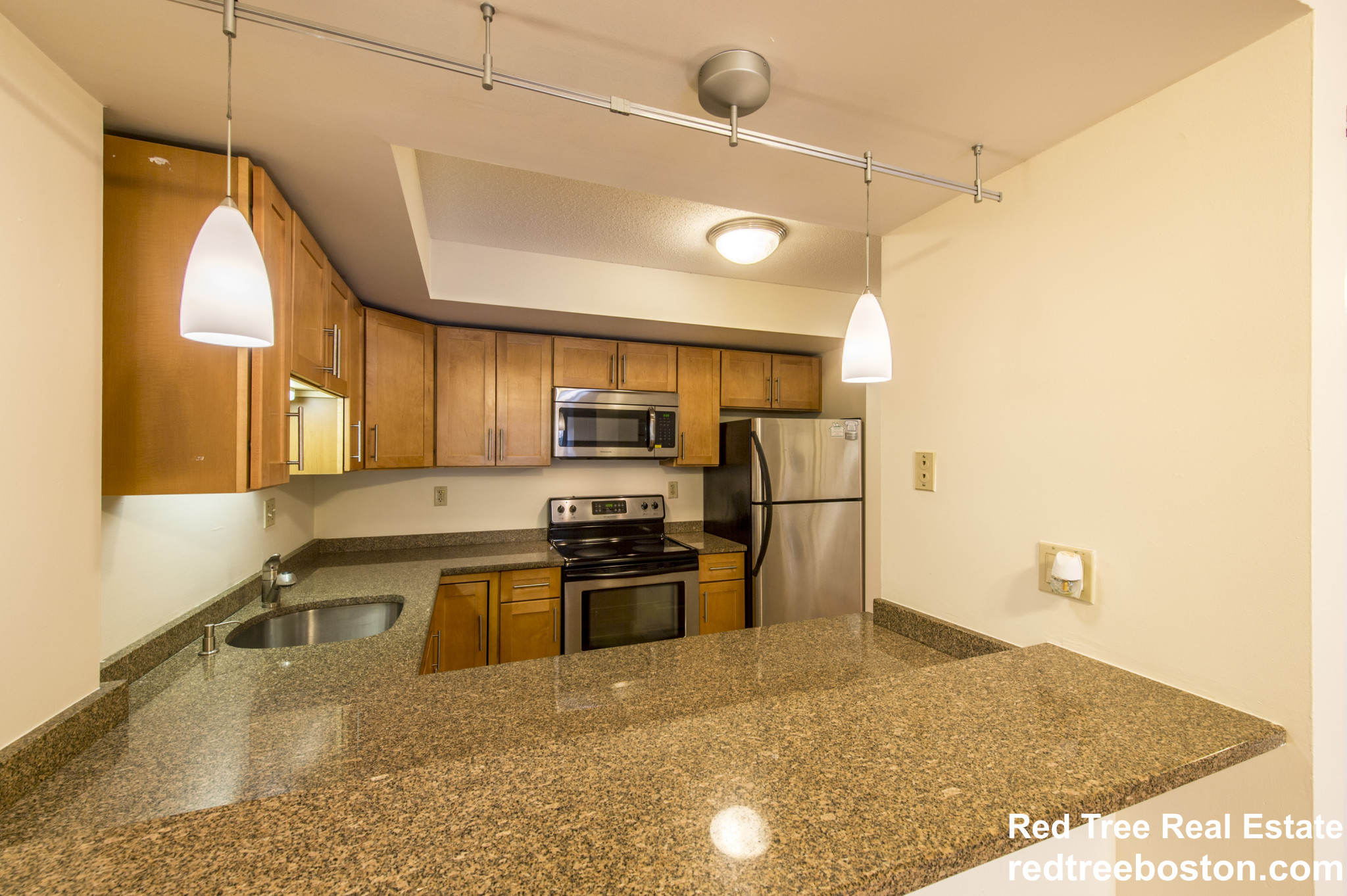 345 Franklin St, Riverside