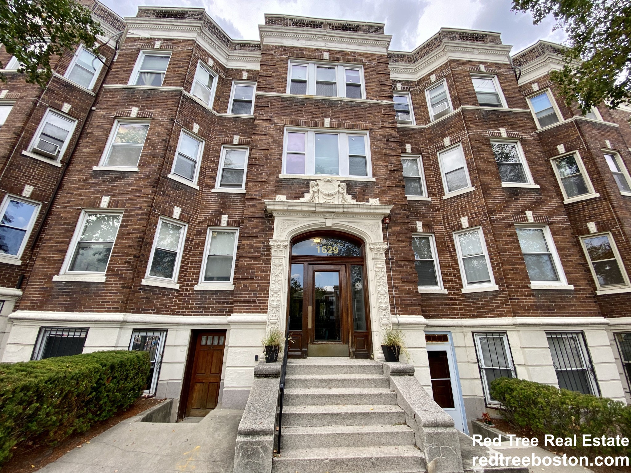 1629 Commonwealth Ave, Brighton