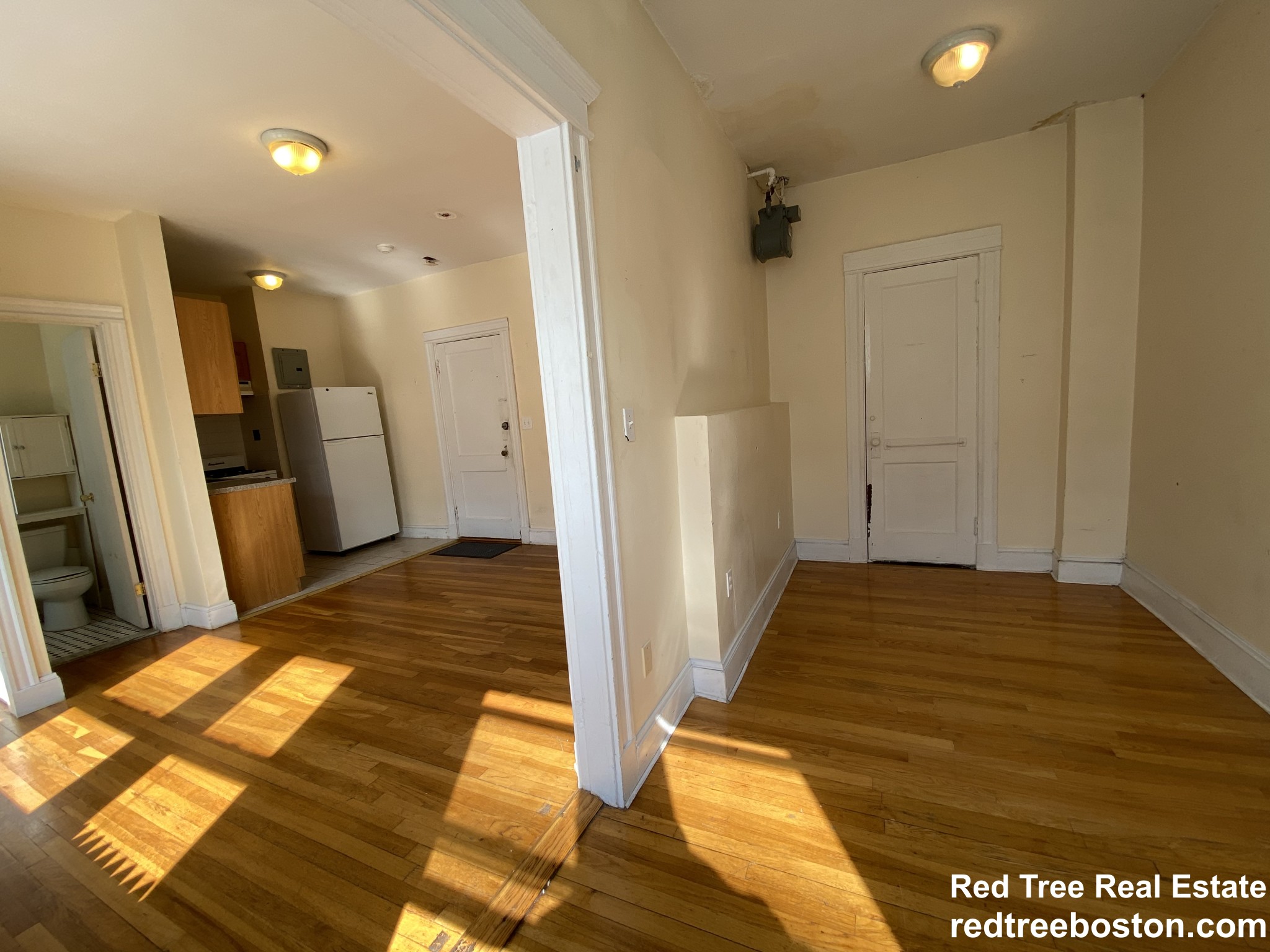 1 bed, 1 bath apartment for rent at 1629 Commonwealth Ave Unit 18, Brighton — photo 4 of 9