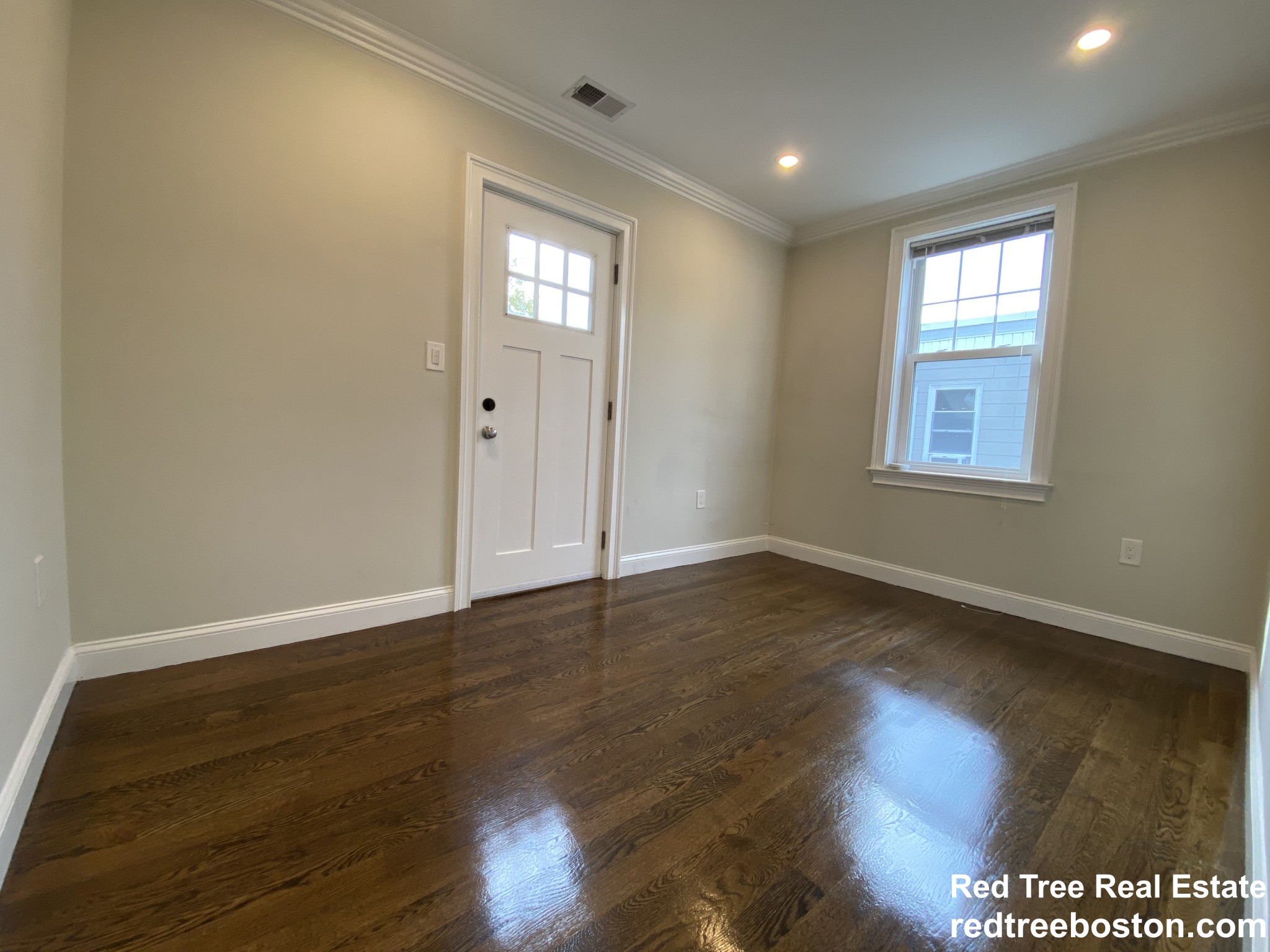 5 bed, 1.5 bath apartment for rent at 490 Washington St Unit 3, Brighton — photo 23 of 34