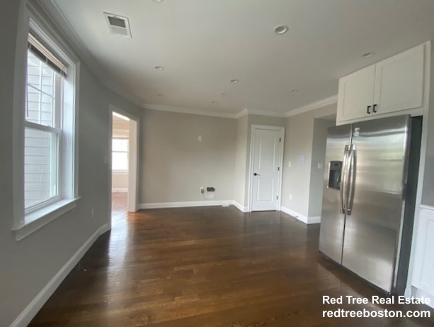 5 bed, 1.5 bath apartment for rent at 490 Washington St Unit 3, Brighton — photo 28 of 34
