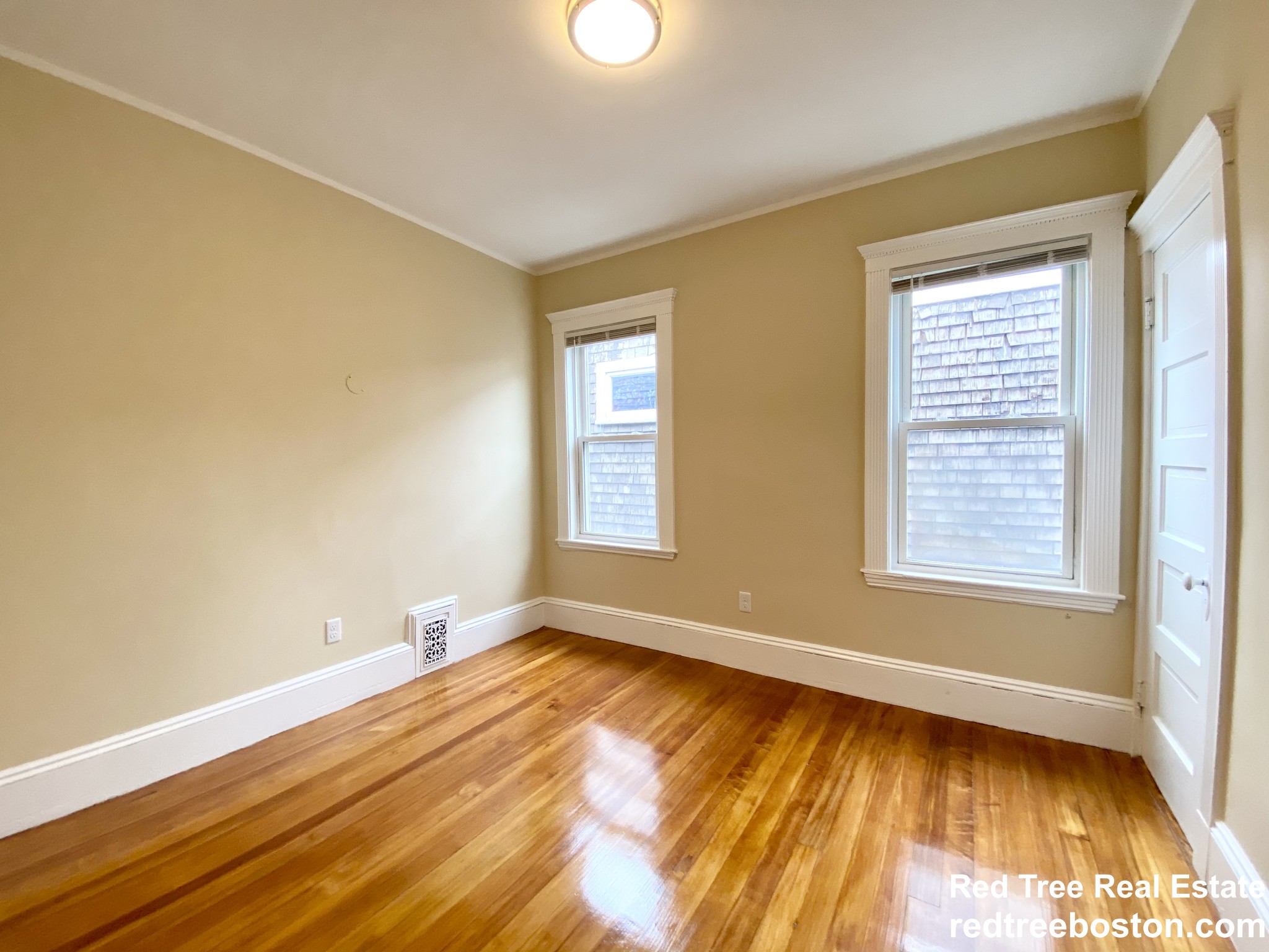 3 bed, 1 bath apartment for rent at 195 Hancock St Unit 3, Dorchester — photo 15 of 19