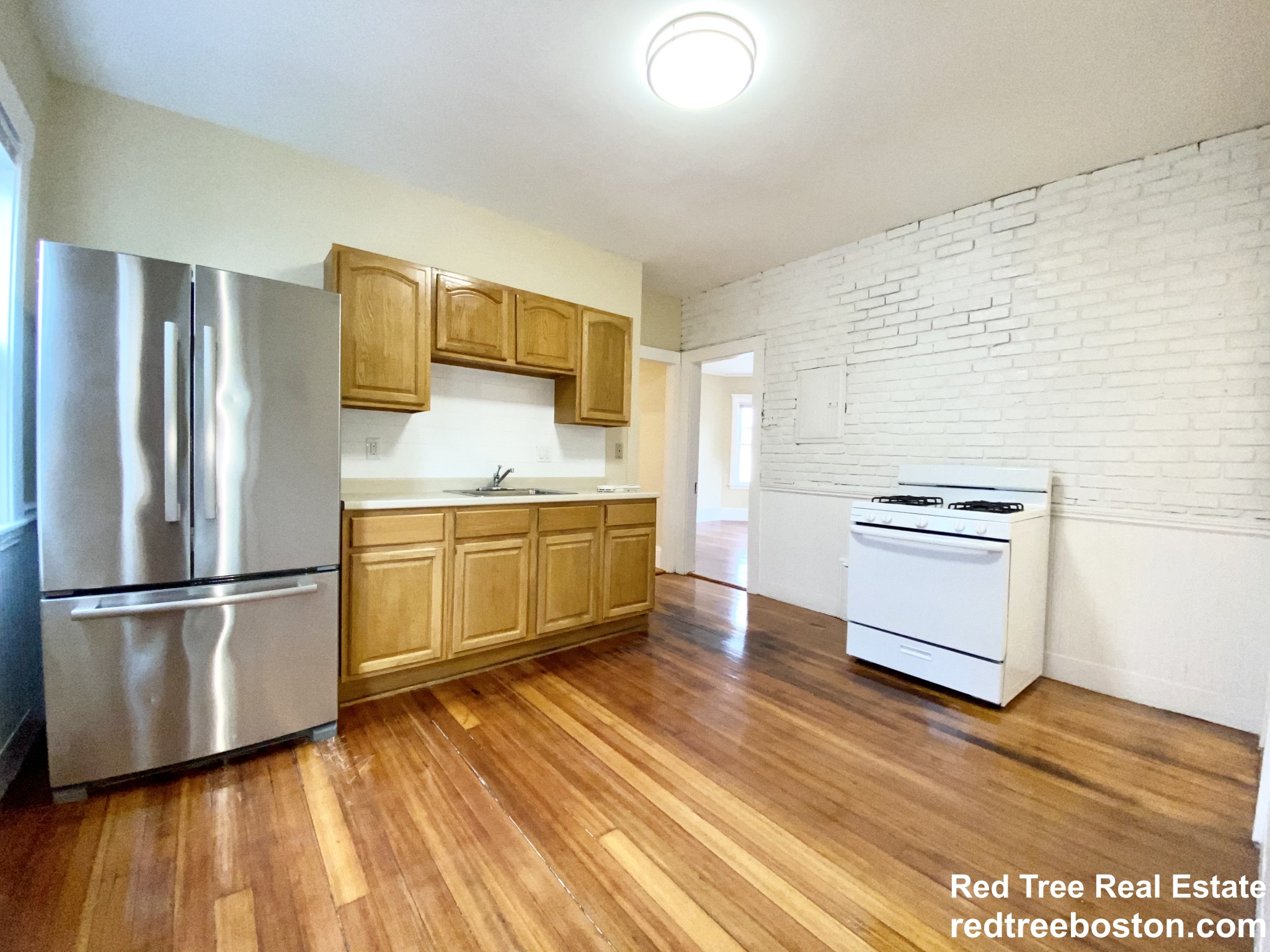 3 bed, 1 bath apartment for rent at 195 Hancock St Unit 3, Dorchester — photo 2 of 19