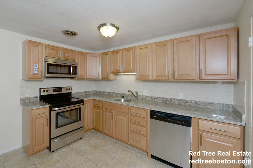 222 Babcock St, North Brookline