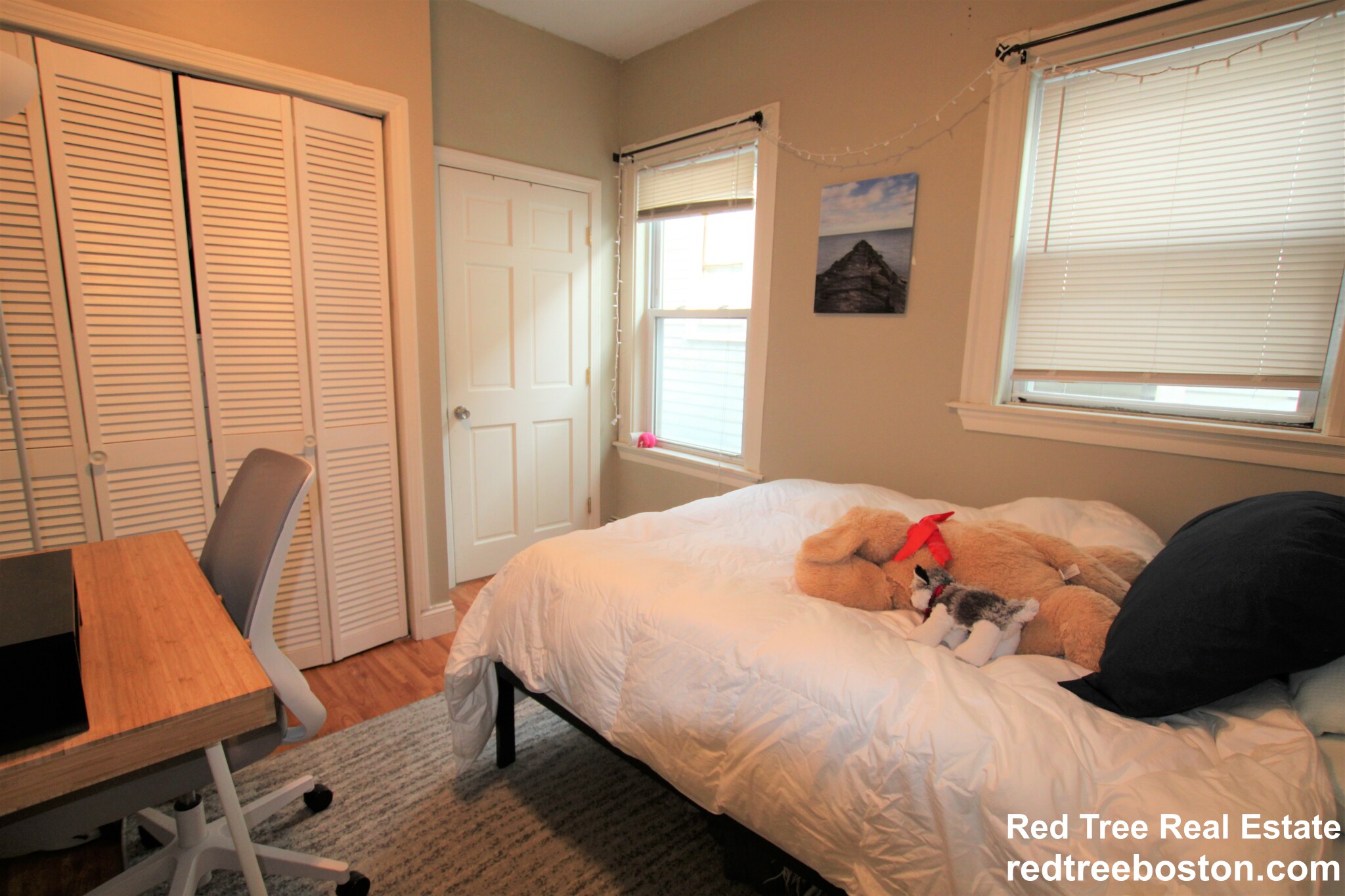 93 Hillside St, Mission Hill