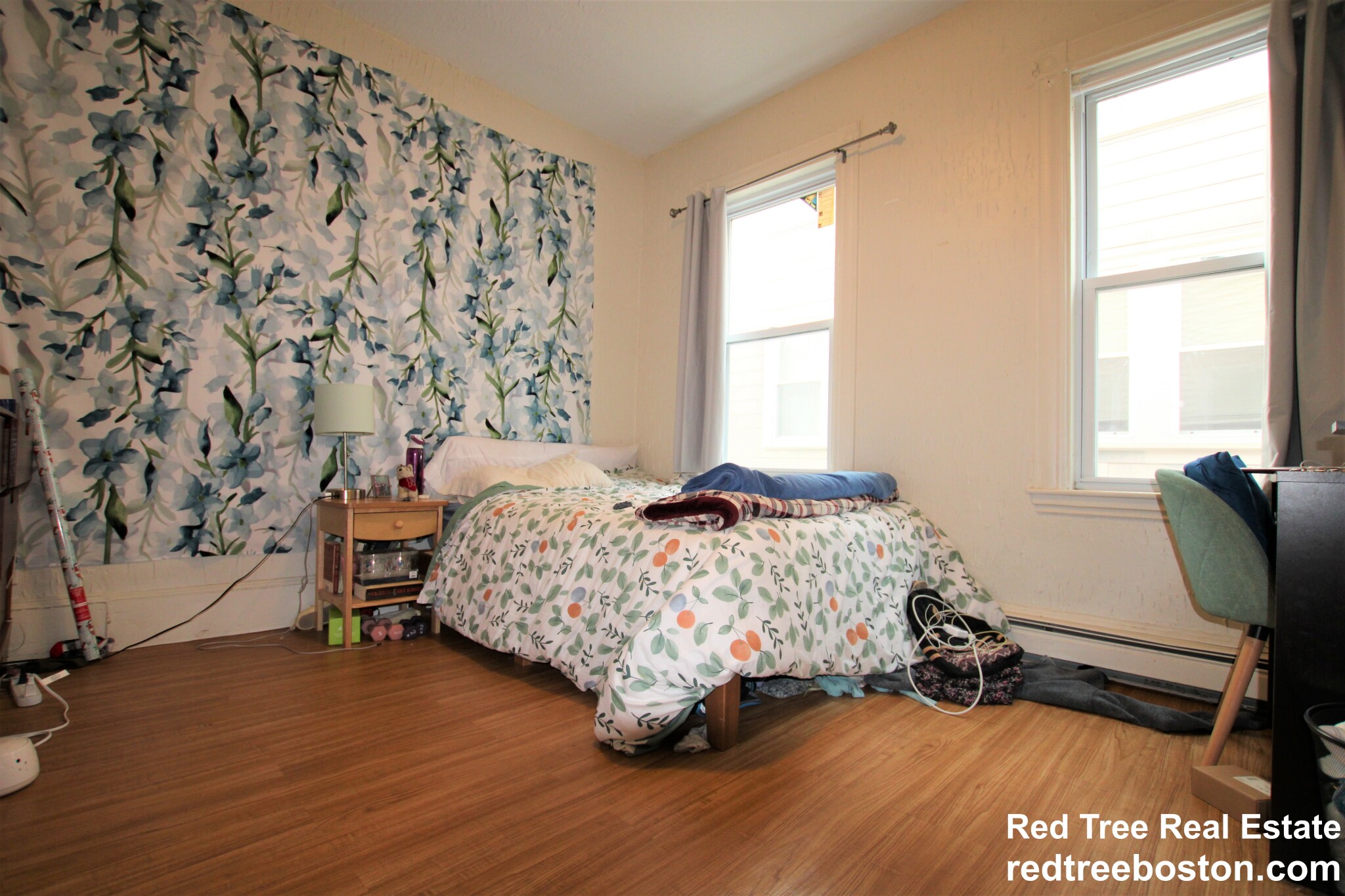 93 Hillside St, Mission Hill