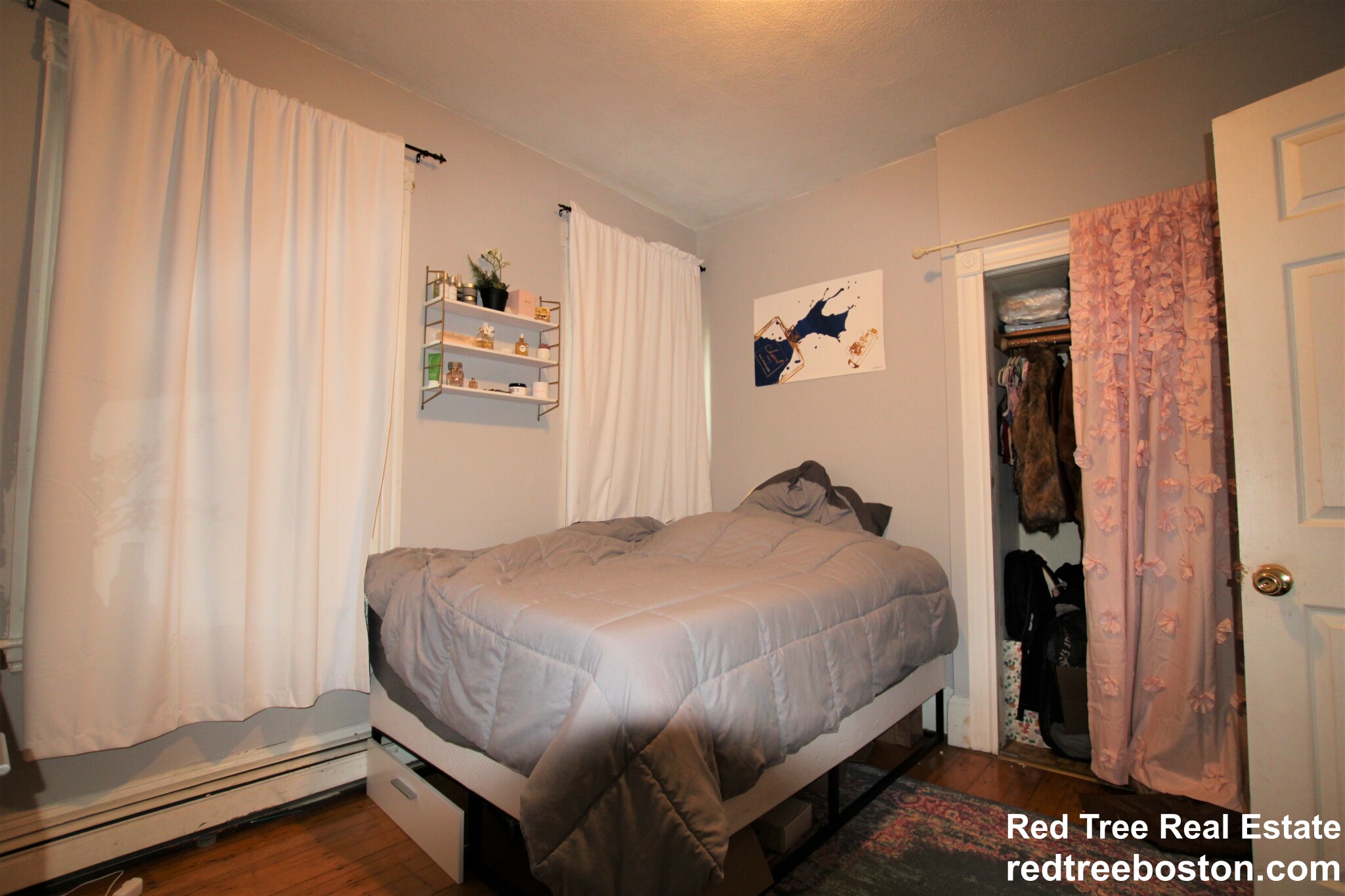 93 Hillside St, Mission Hill