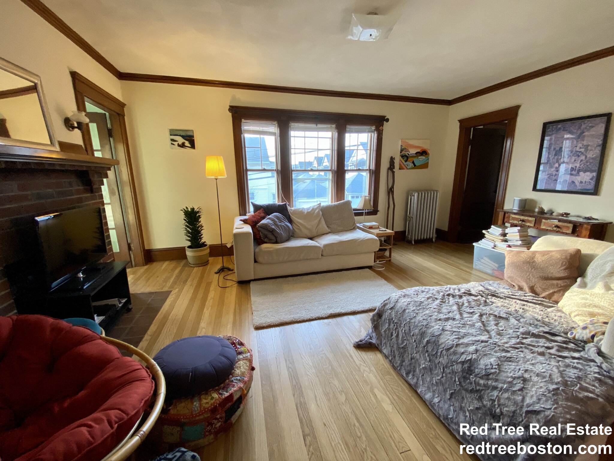 2 bed, 1 bath apartment for rent at 10 Margaret St Unit 2, Arlington — photo 3 of 23