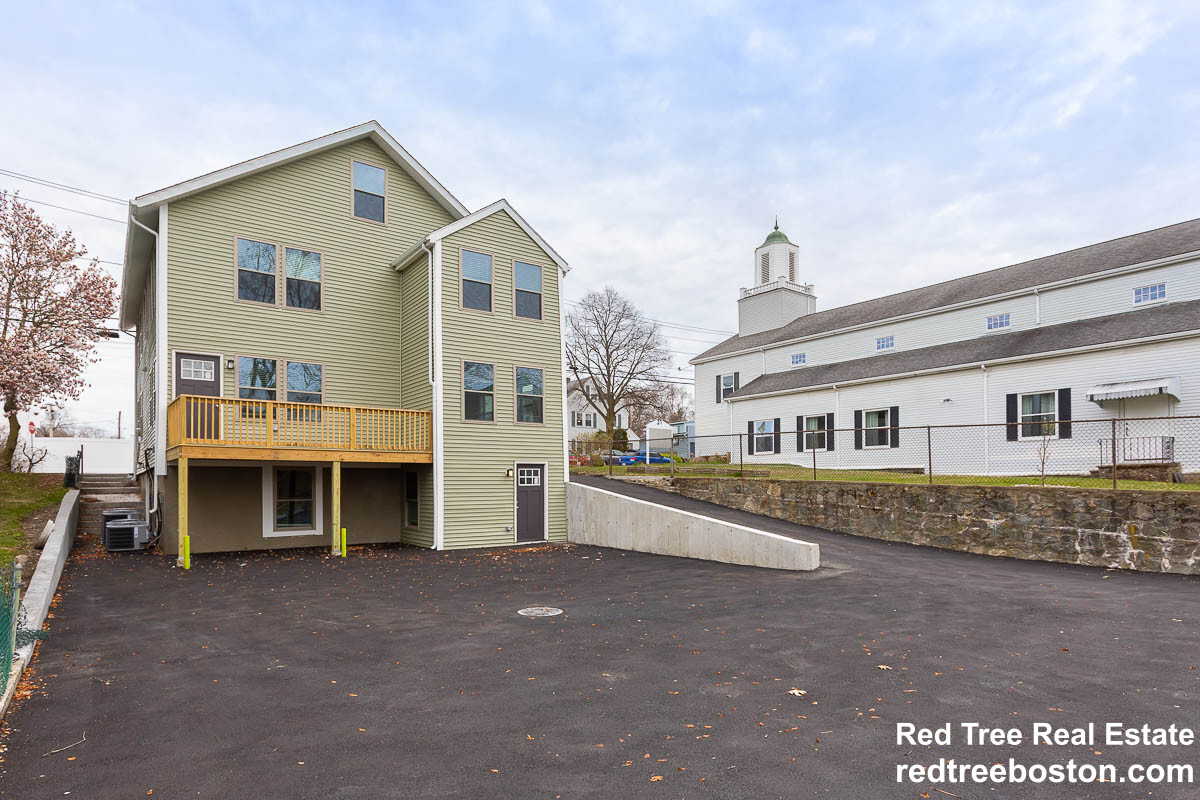 478 Fulton St, West Medford