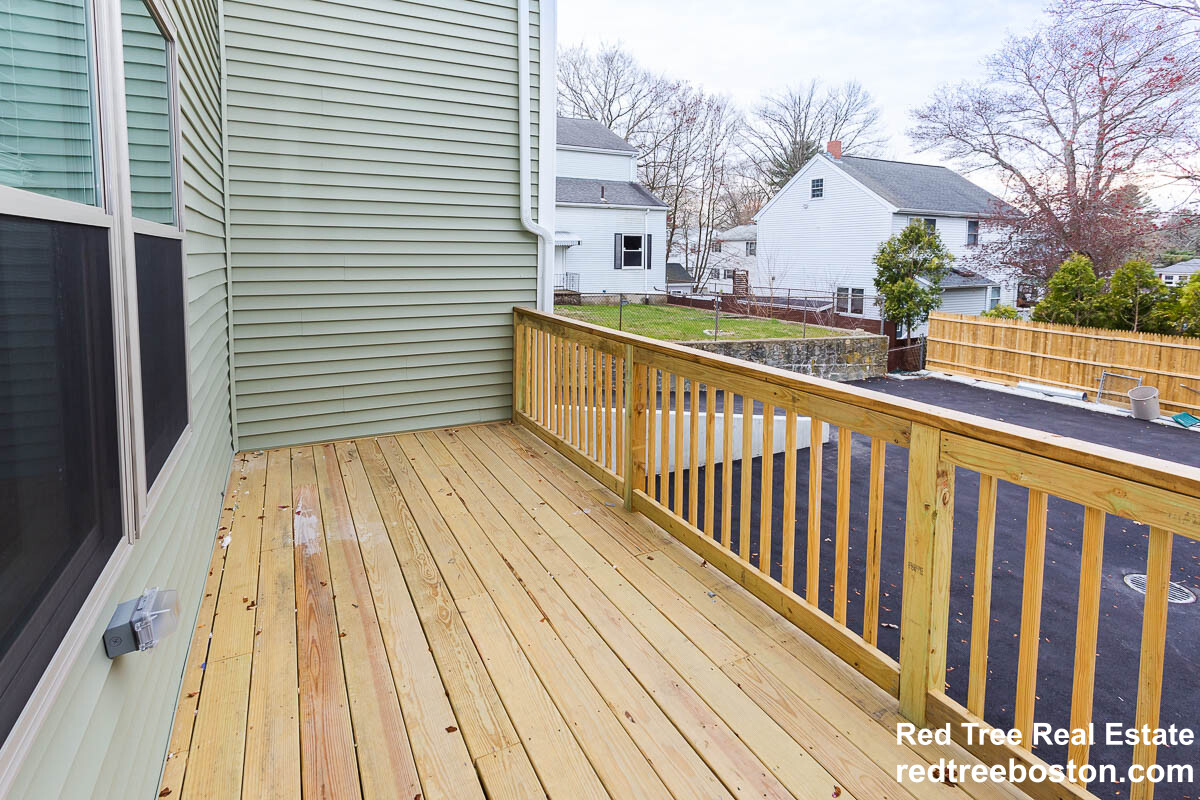 478 Fulton St, West Medford