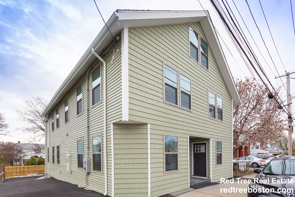 478 Fulton St, West Medford