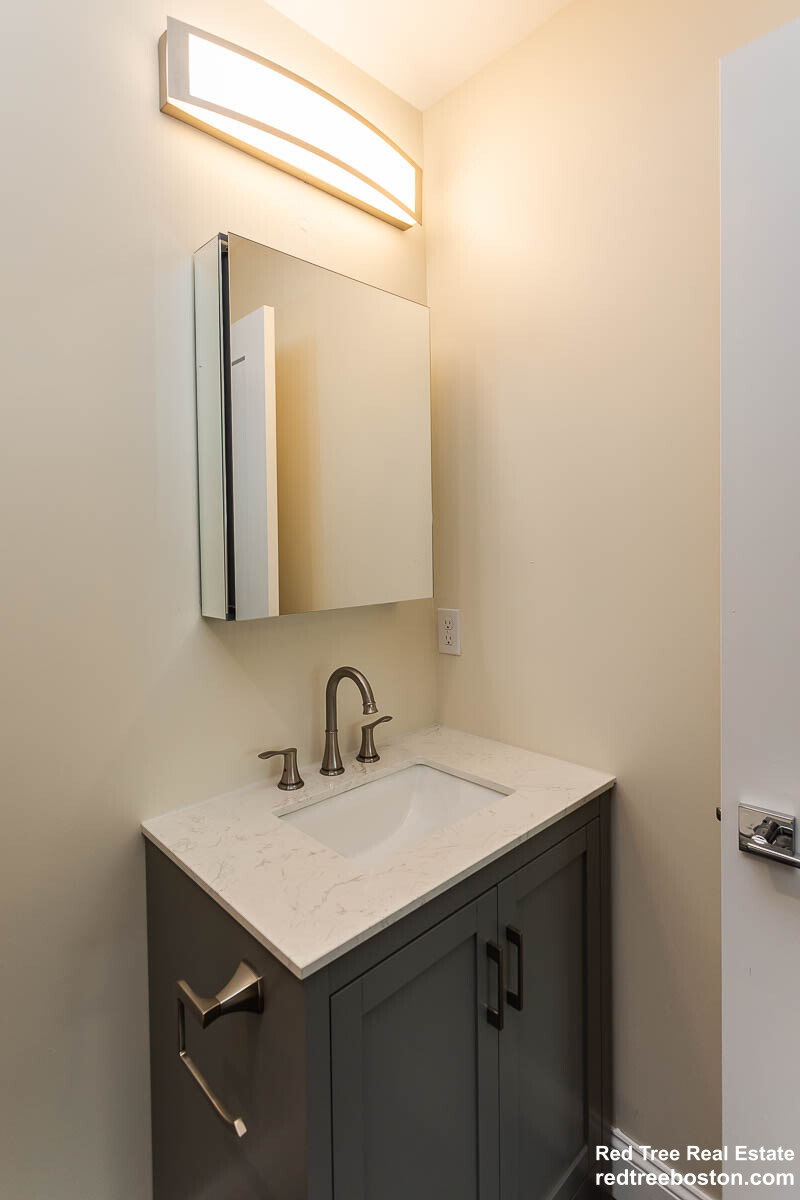 478 Fulton St, West Medford