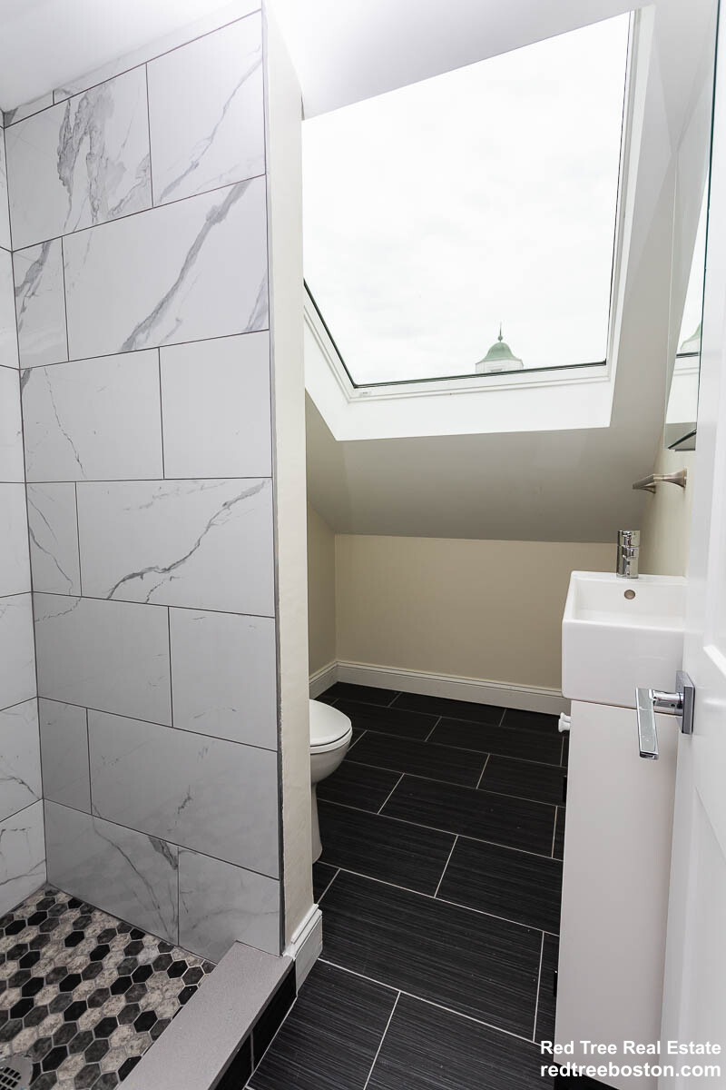 478 Fulton St, West Medford