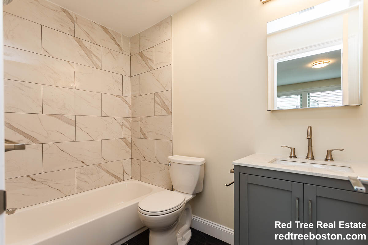 478 Fulton St, West Medford