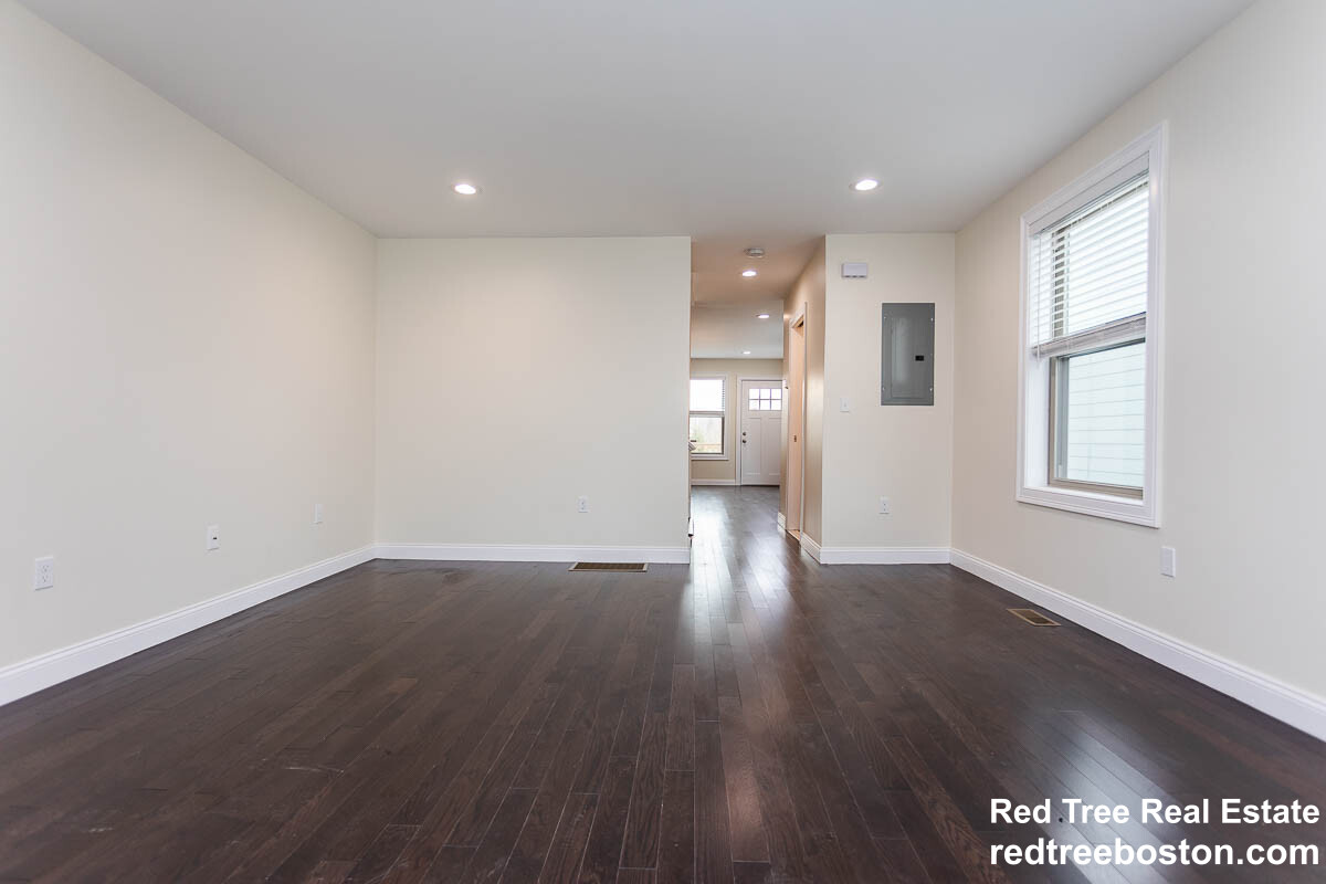 478 Fulton St, West Medford