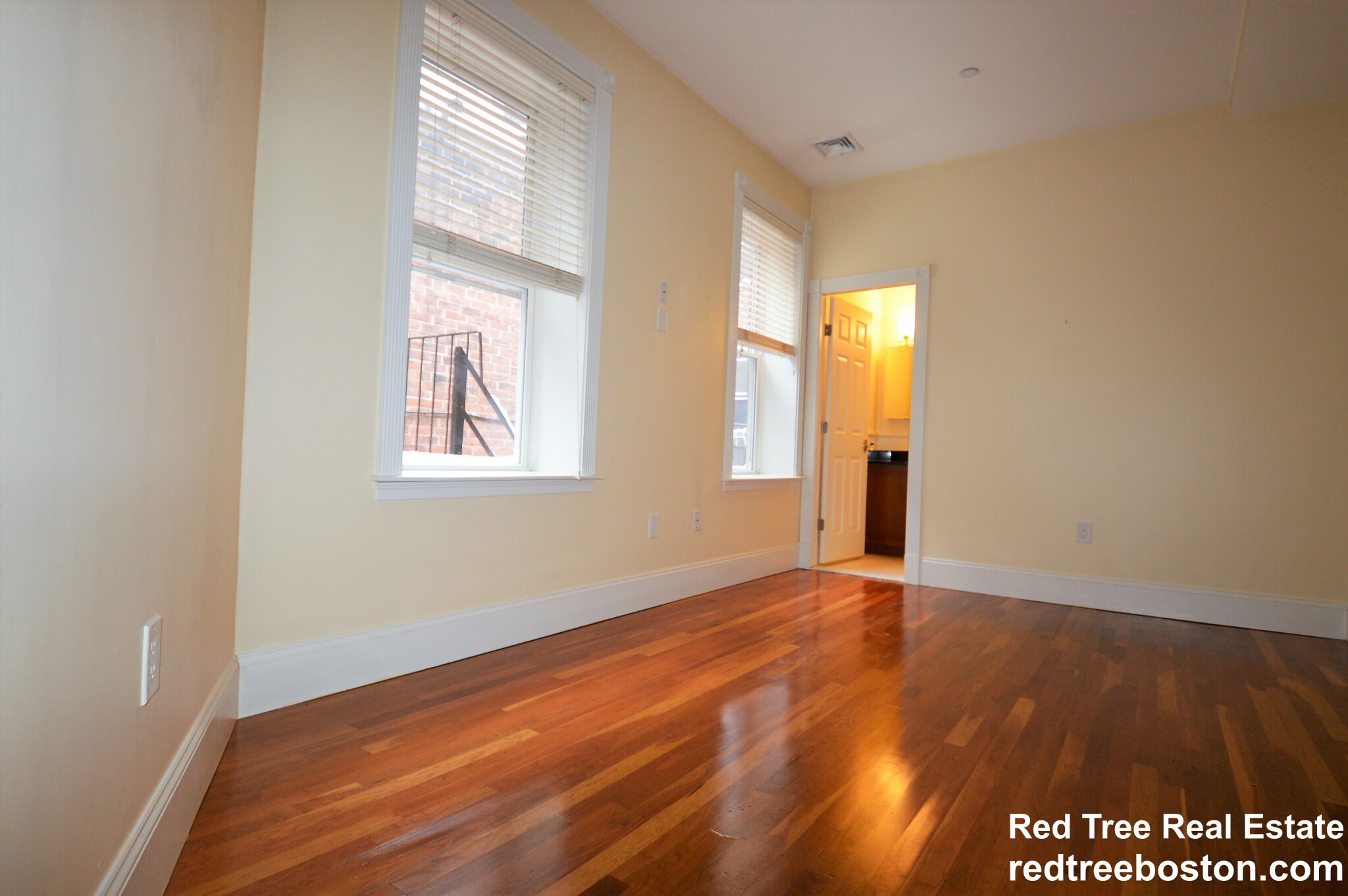 14 Temple St, Beacon Hill