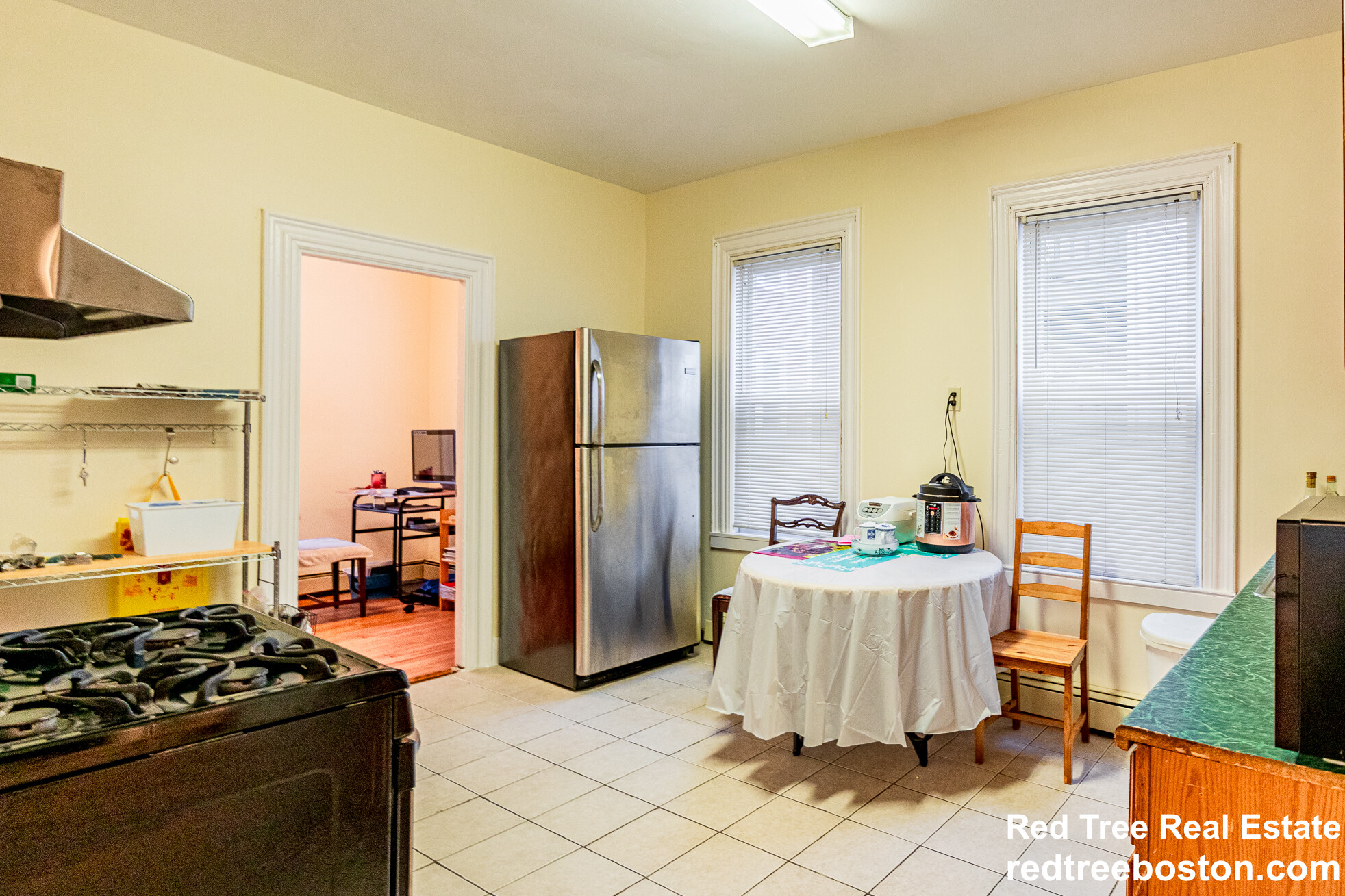 4 bed, 1 bath apartment for rent at 103 Calumet St Unit 2, Mission Hill — photo 5 of 12