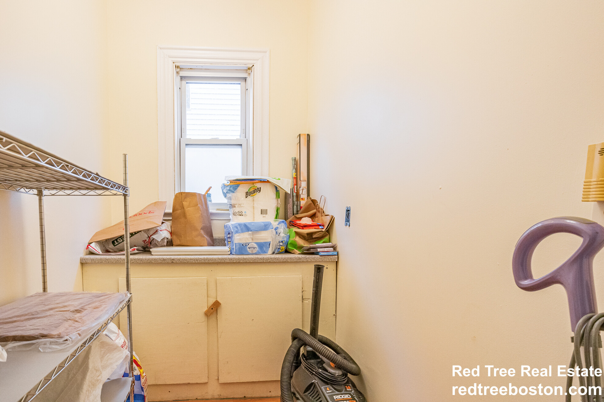 4 bed, 1 bath apartment for rent at 103 Calumet St Unit 2, Mission Hill — photo 10 of 12