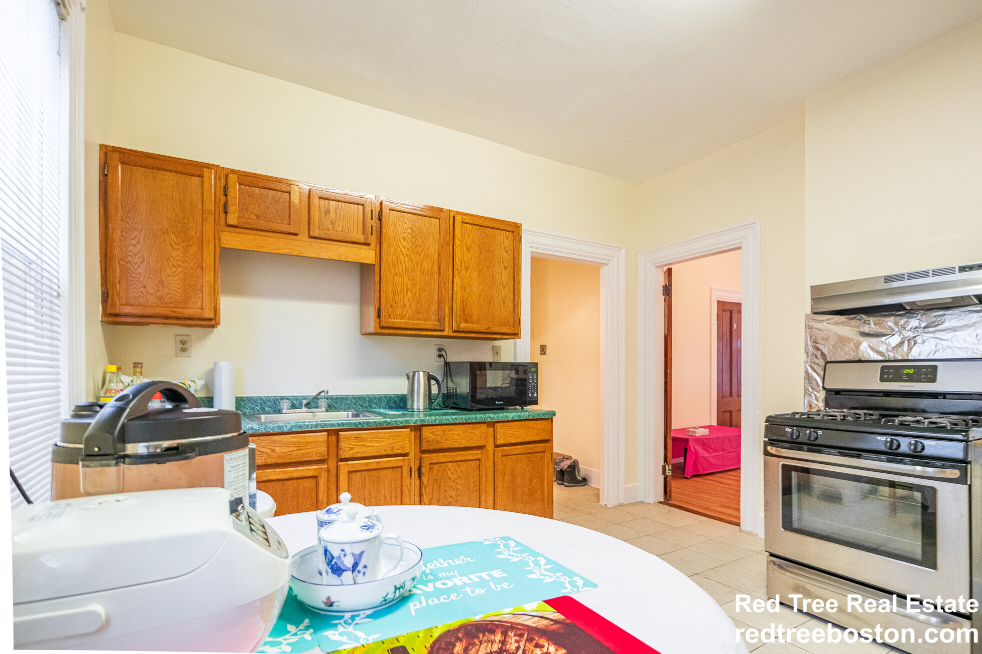 4 bed, 1 bath apartment for rent at 103 Calumet St Unit 2, Mission Hill — photo 6 of 12