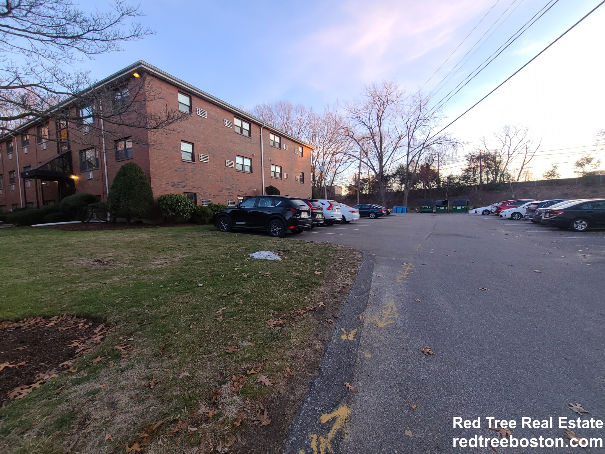 288 Grove St, Auburndale