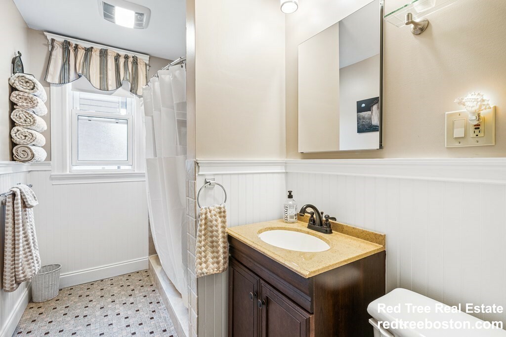 16 Grampian Way, Dorchester