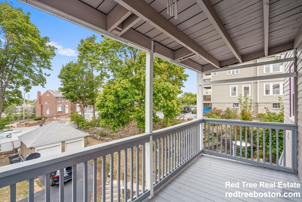 4 bed, 1 bath apartment for rent at 16 Grampian Way Unit 2, Dorchester — photo 13 of 16
