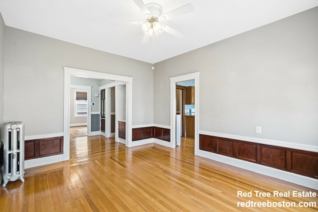 4 bed, 1 bath apartment for rent at 16 Grampian Way Unit 2, Dorchester — photo 6 of 16