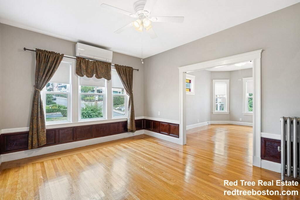4 bed, 1 bath apartment for rent at 16 Grampian Way Unit 2, Dorchester