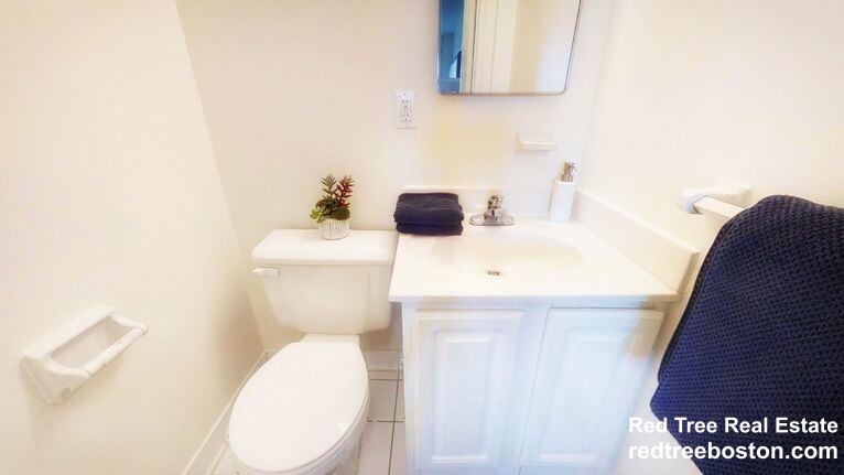 2 bed, 1.5 bath apartment for rent at 175 Freeman St Unit 605, Brookline — photo 9 of 11