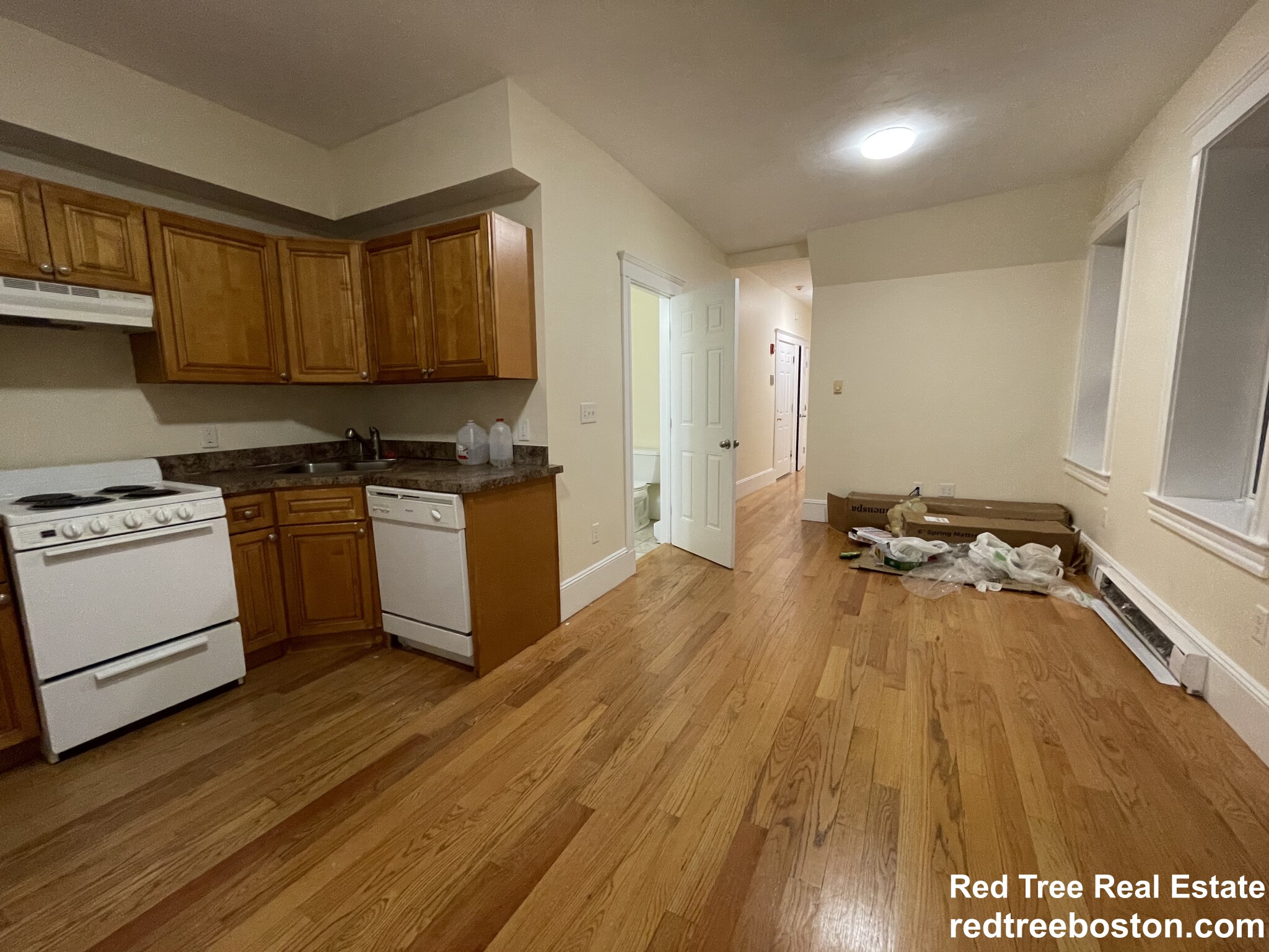 887 Huntington Ave, Mission Hill