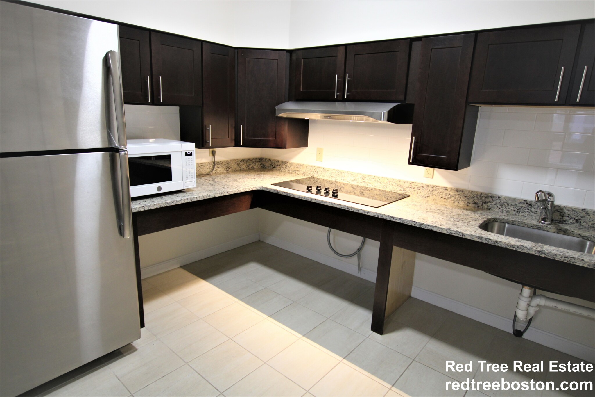 81 Essex St, Chinatown