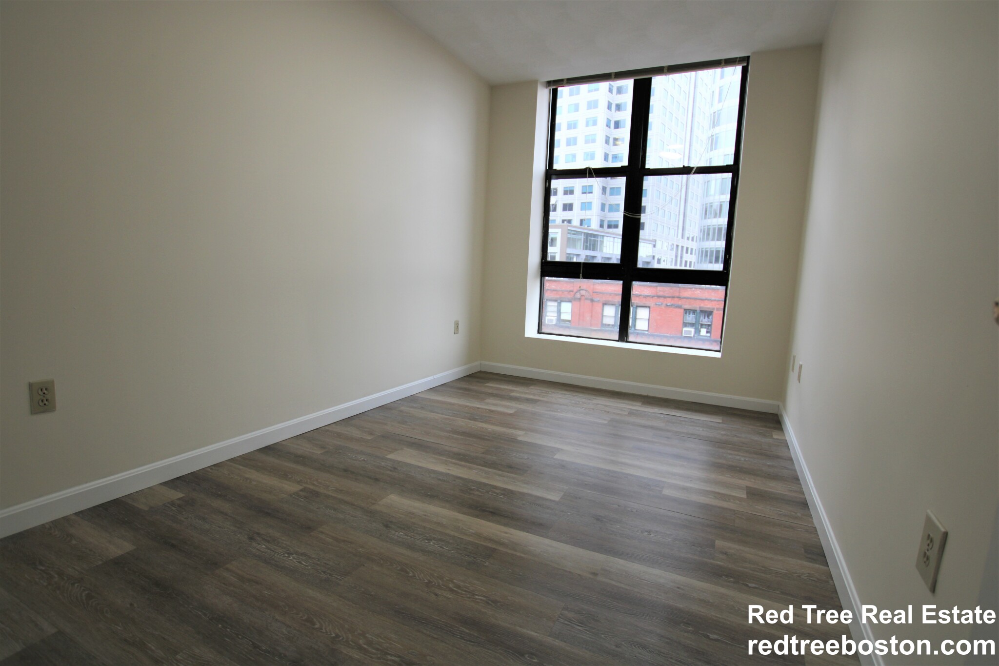 81 Essex St, Chinatown