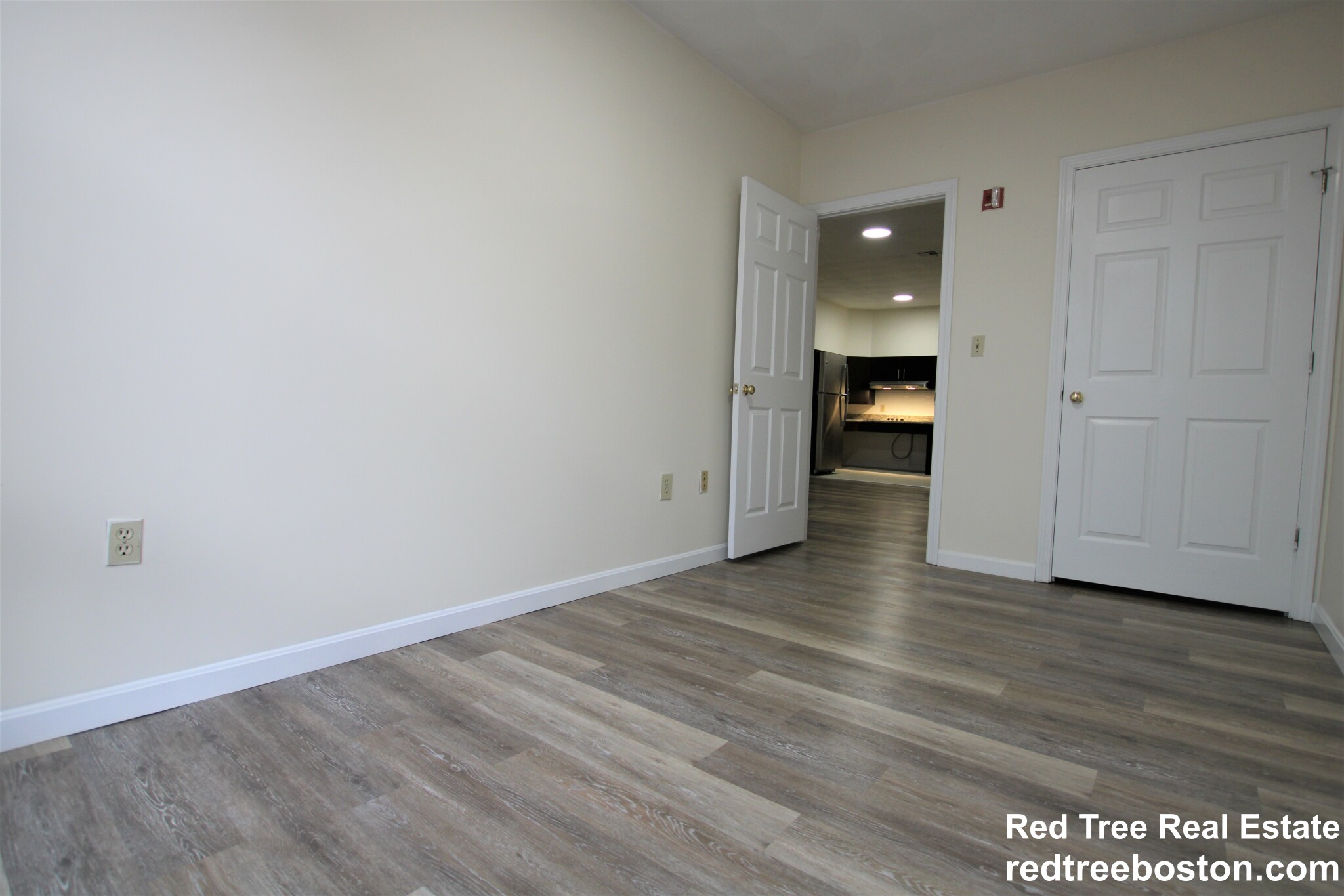 81 Essex St, Chinatown