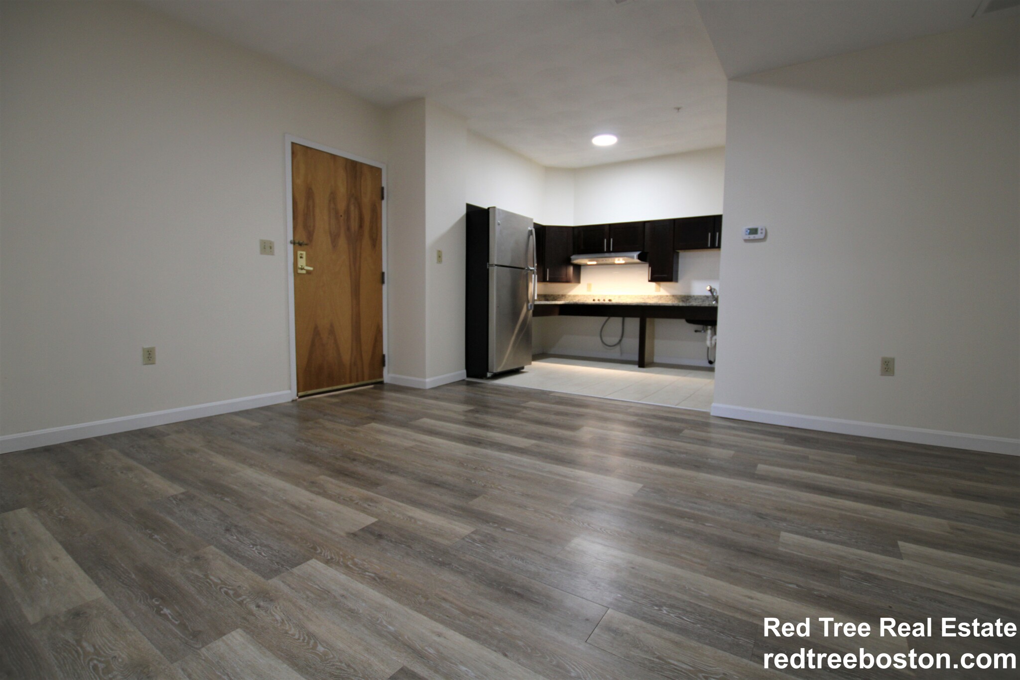 81 Essex St, Chinatown