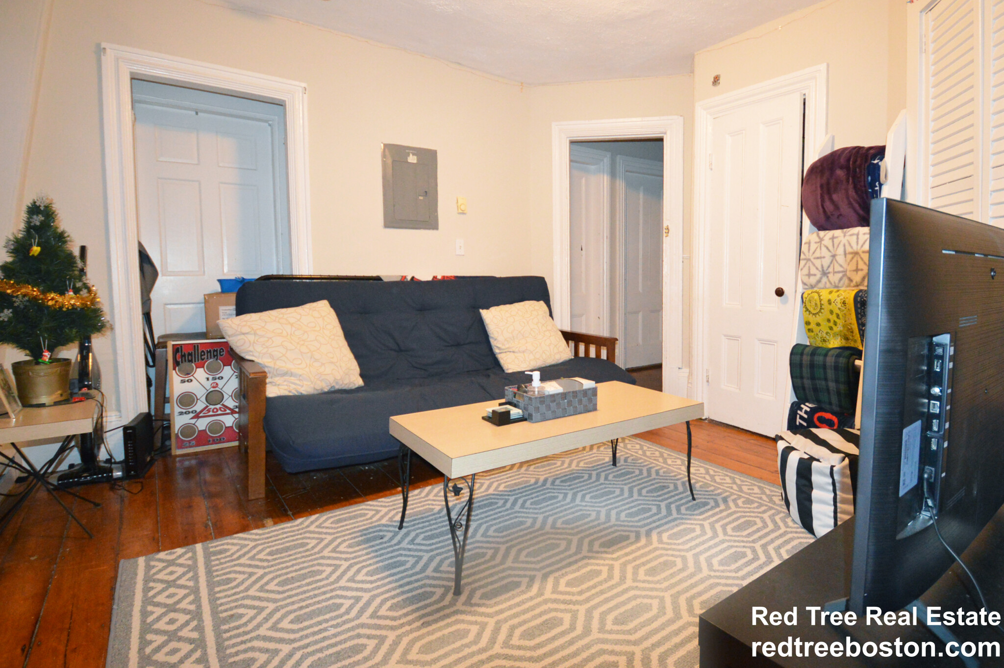 3 bed, 1 bath apartment for rent at 1 Alleghany St Unit 3, Mission Hill — photo 7 of 14