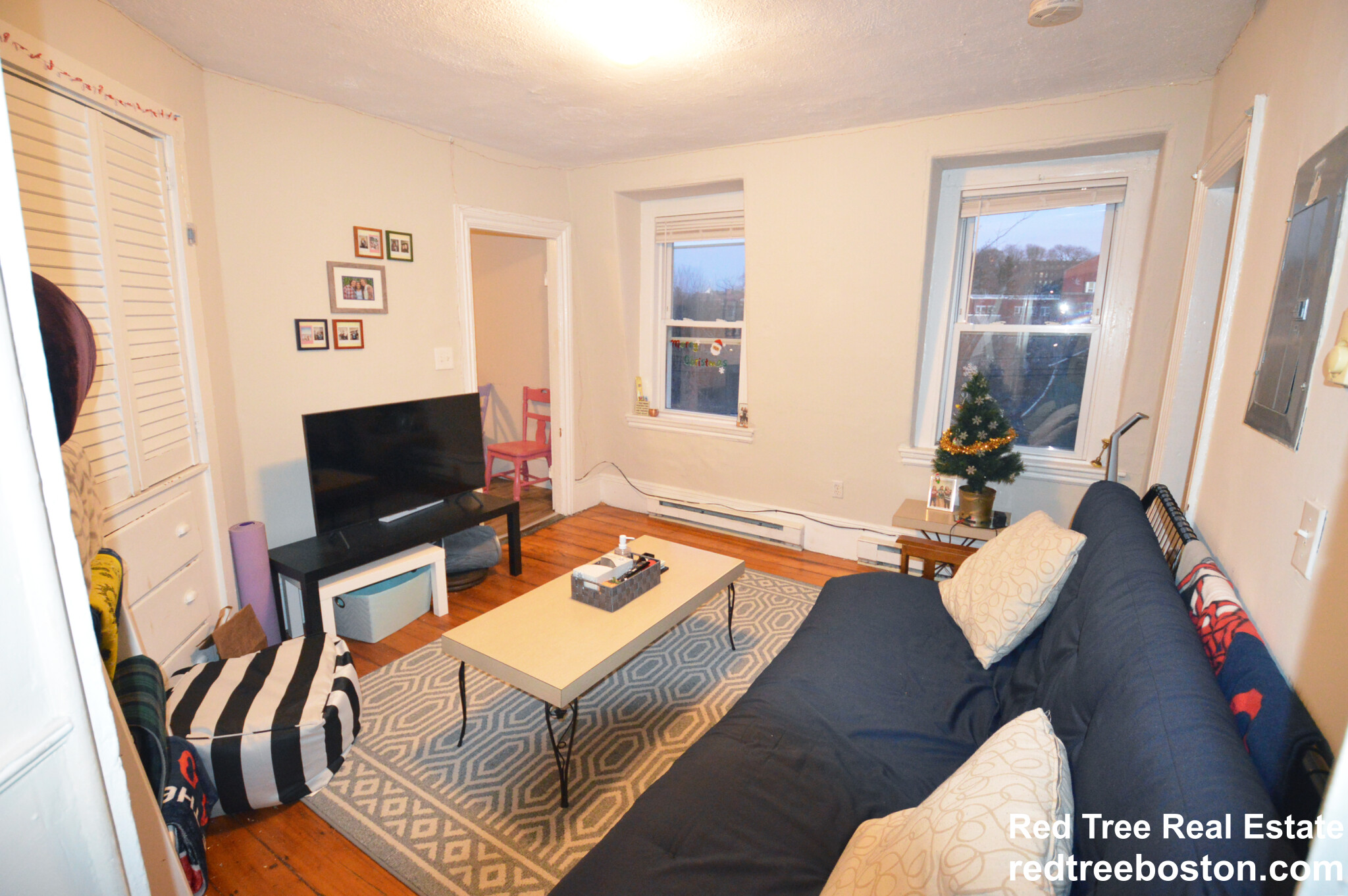 3 bed, 1 bath apartment for rent at 1 Alleghany St Unit 3, Mission Hill — photo 8 of 14