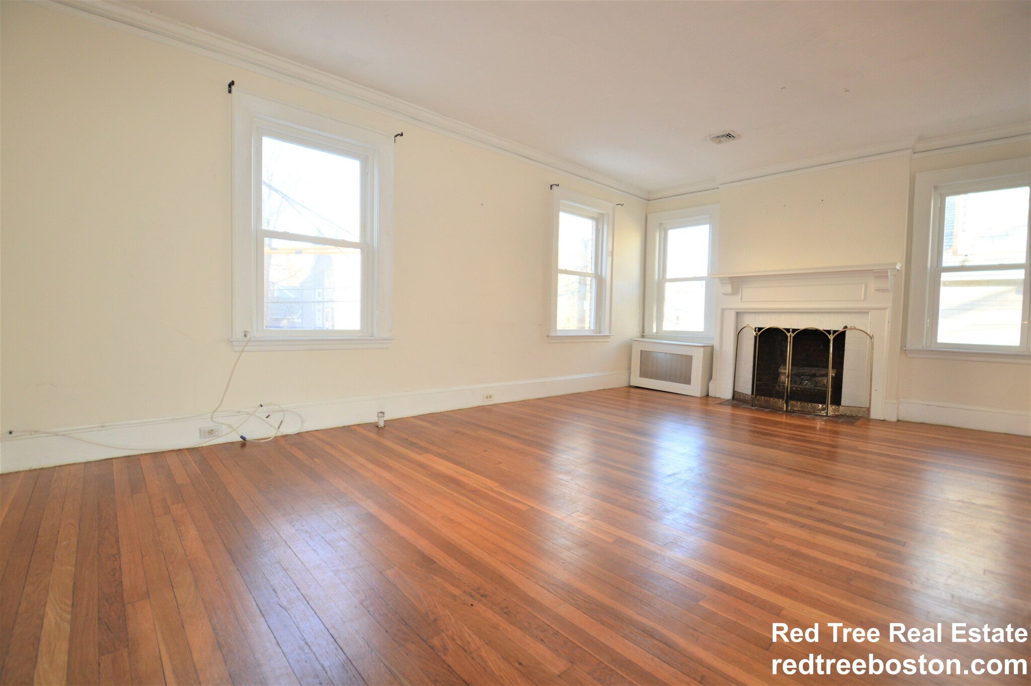 30 Harris St, Coolidge Corner