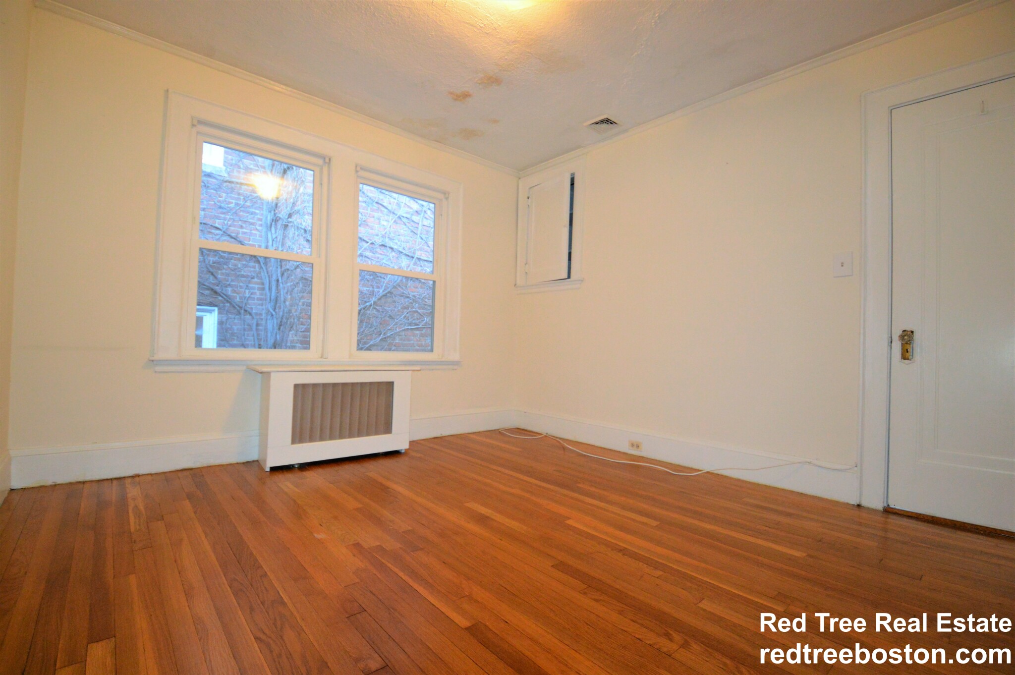 30 Harris St, Coolidge Corner