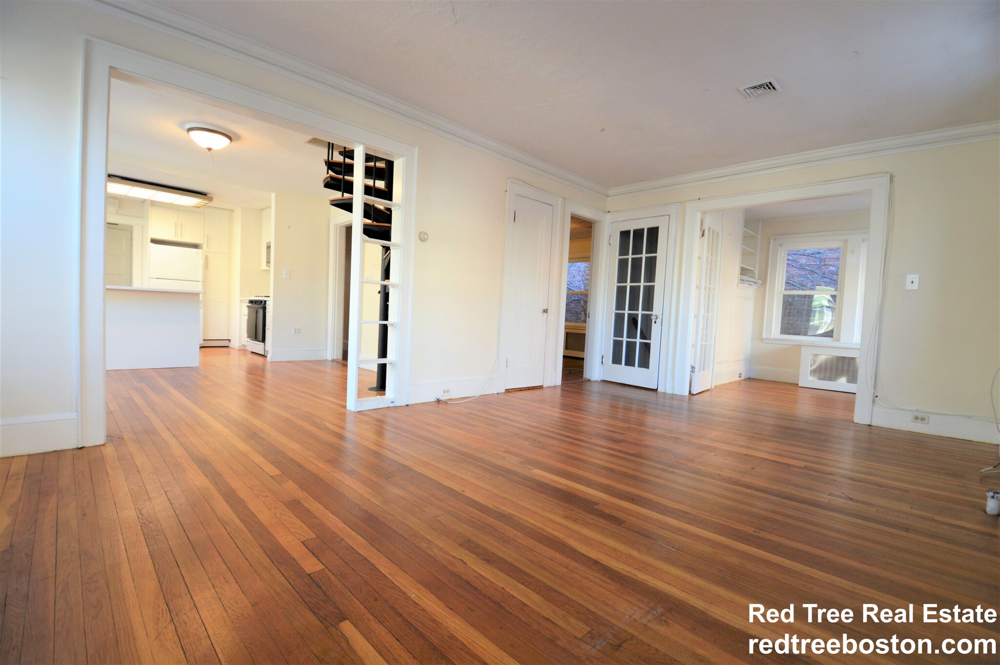 30 Harris St, Coolidge Corner