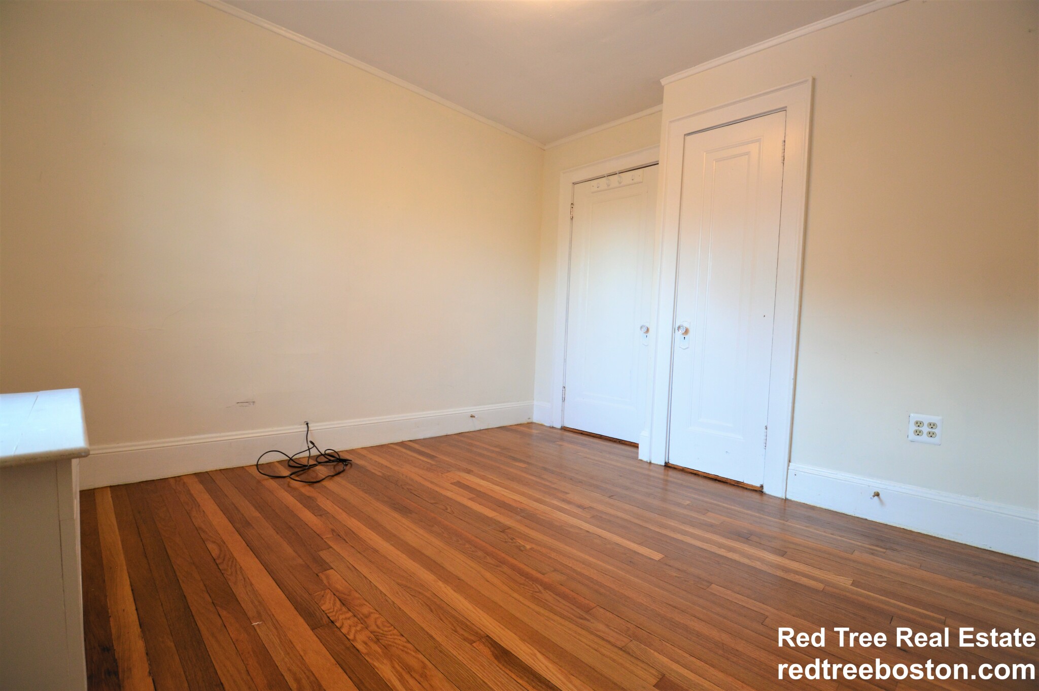 30 Harris St, Coolidge Corner