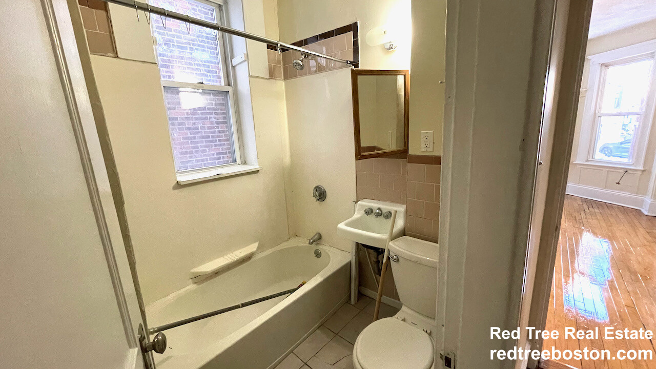 1367 Commonwealth Ave, Allston