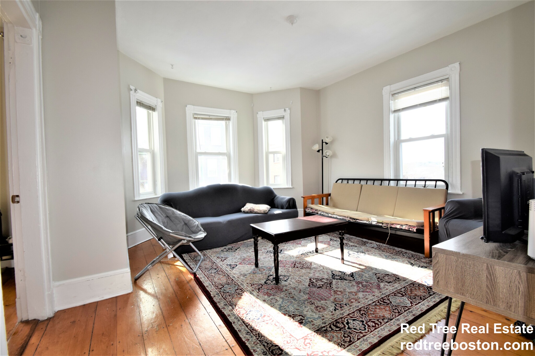 201 Hillside St, Mission Hill