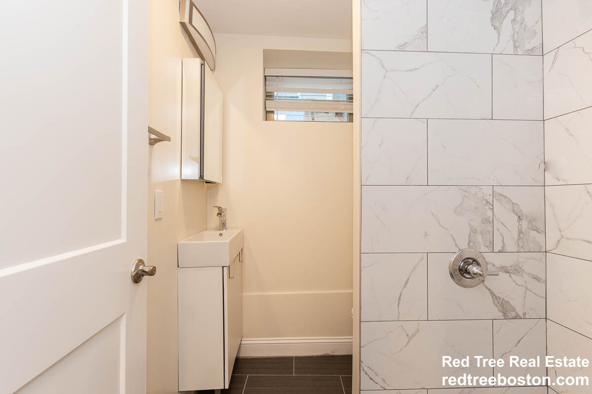 27 29 First St, Medford