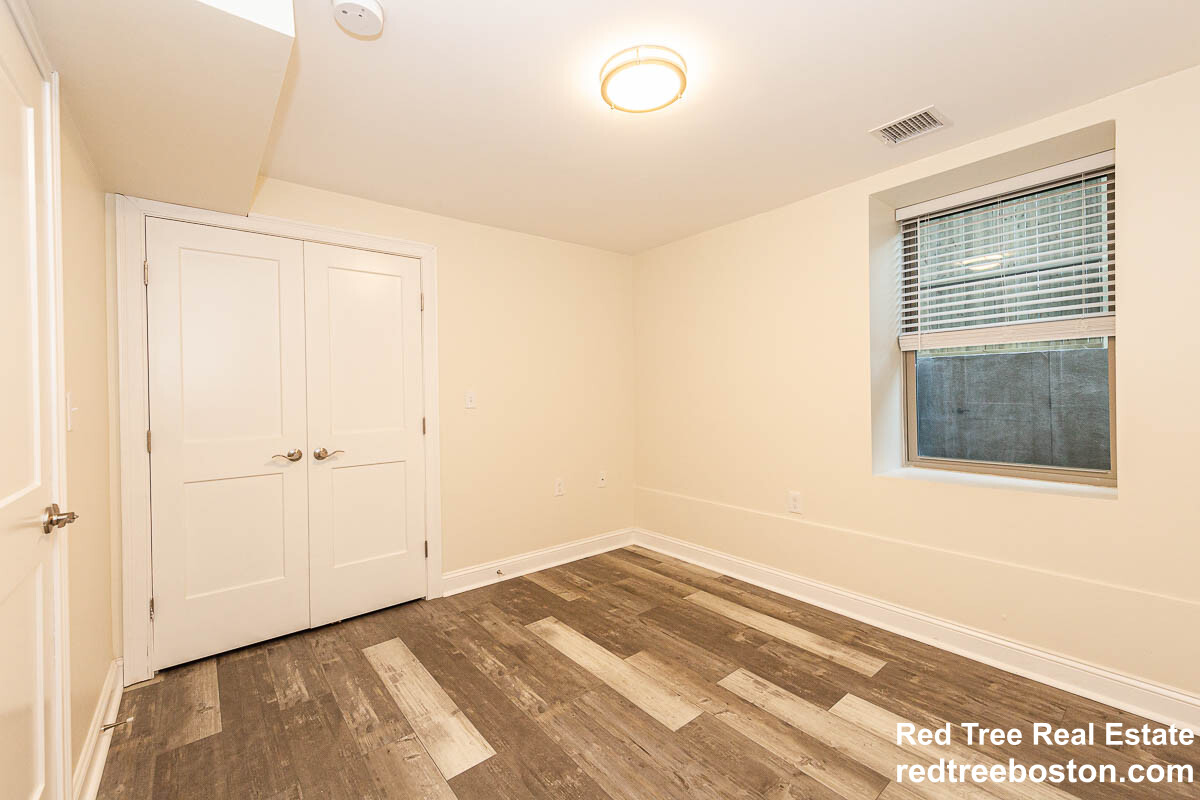 27 29 First St, Medford