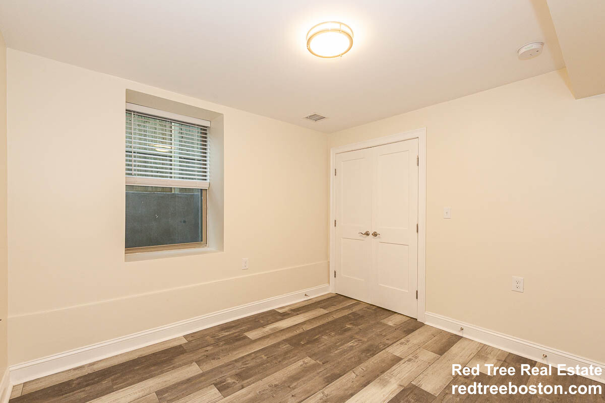 27 29 First St, Medford