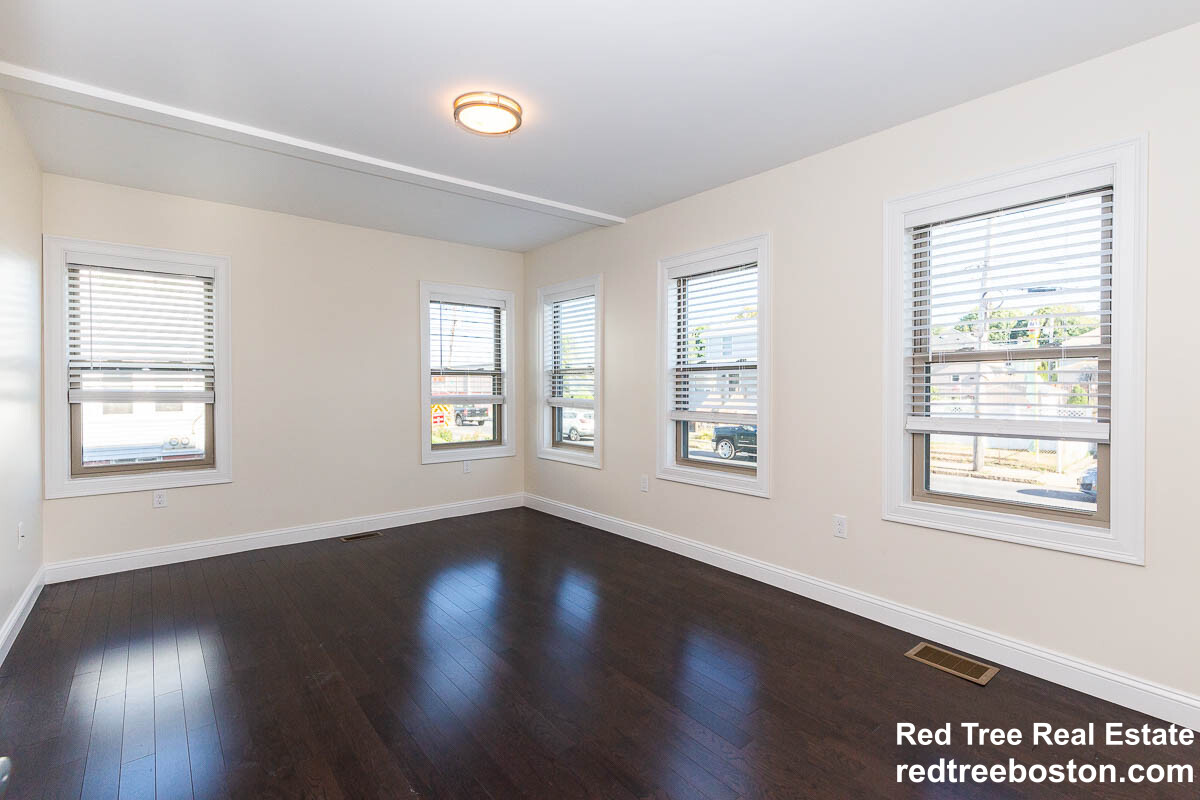 39 Harvard St, South Medford